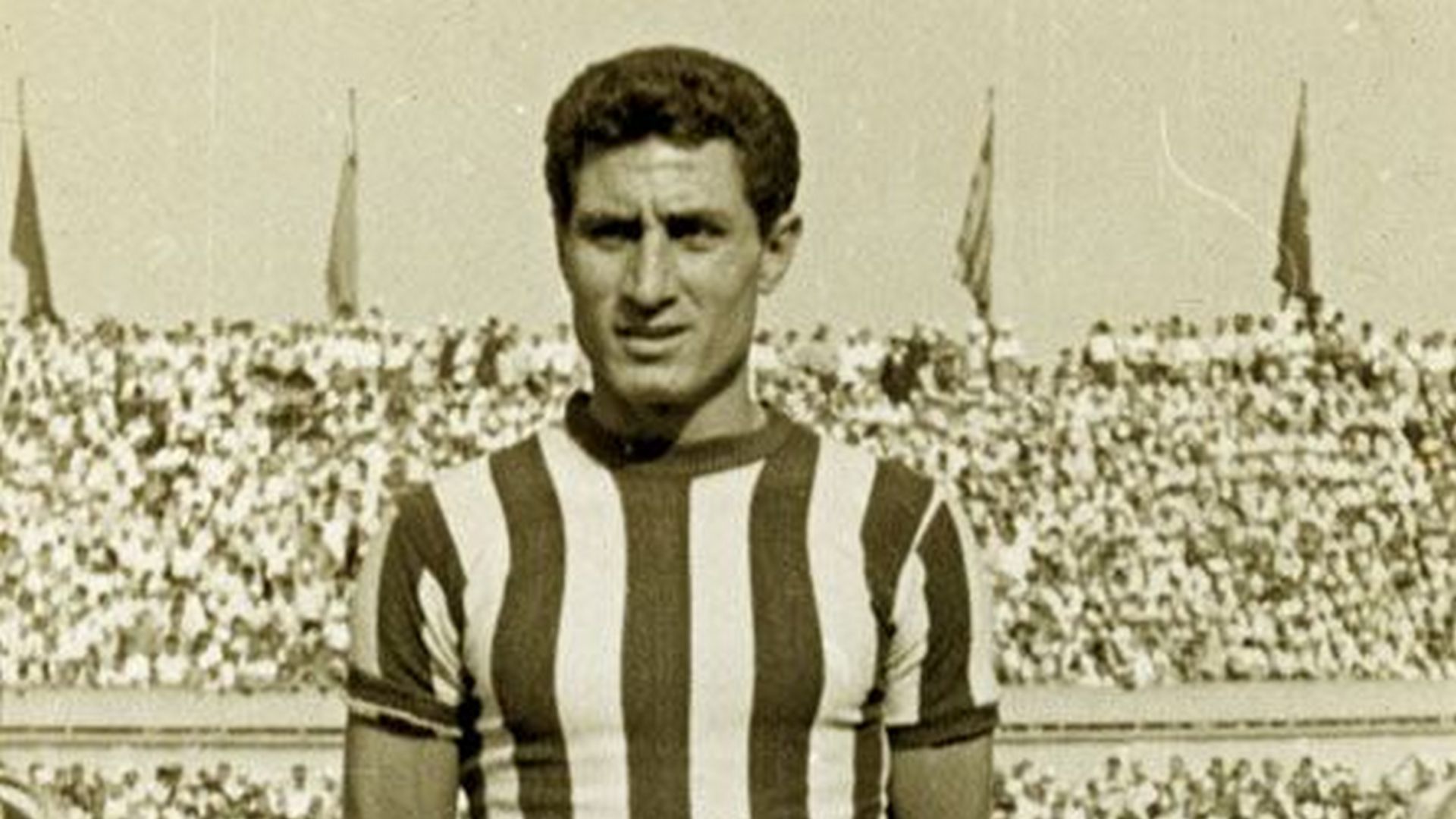 Lefter Kücükandonyadis Fenerbahce's former footballer