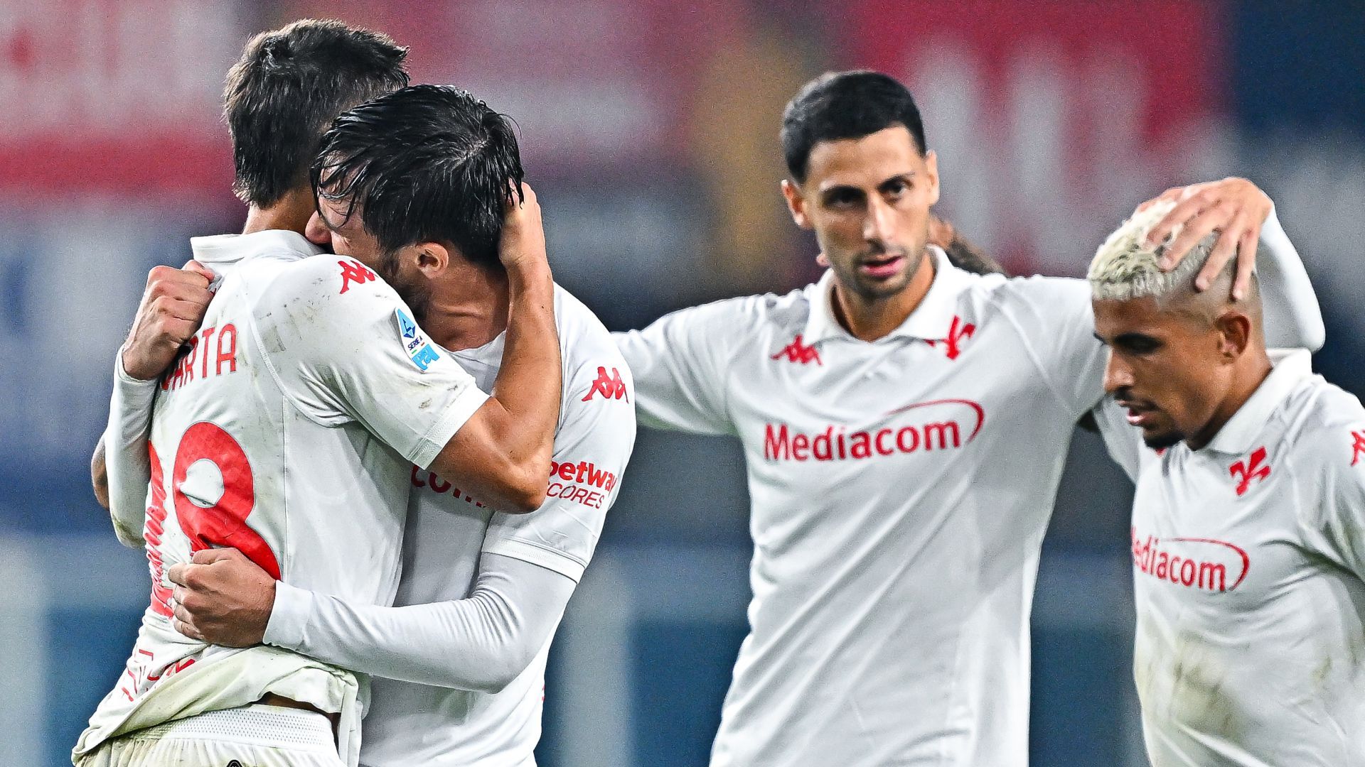 Fiorentina players celebrating
