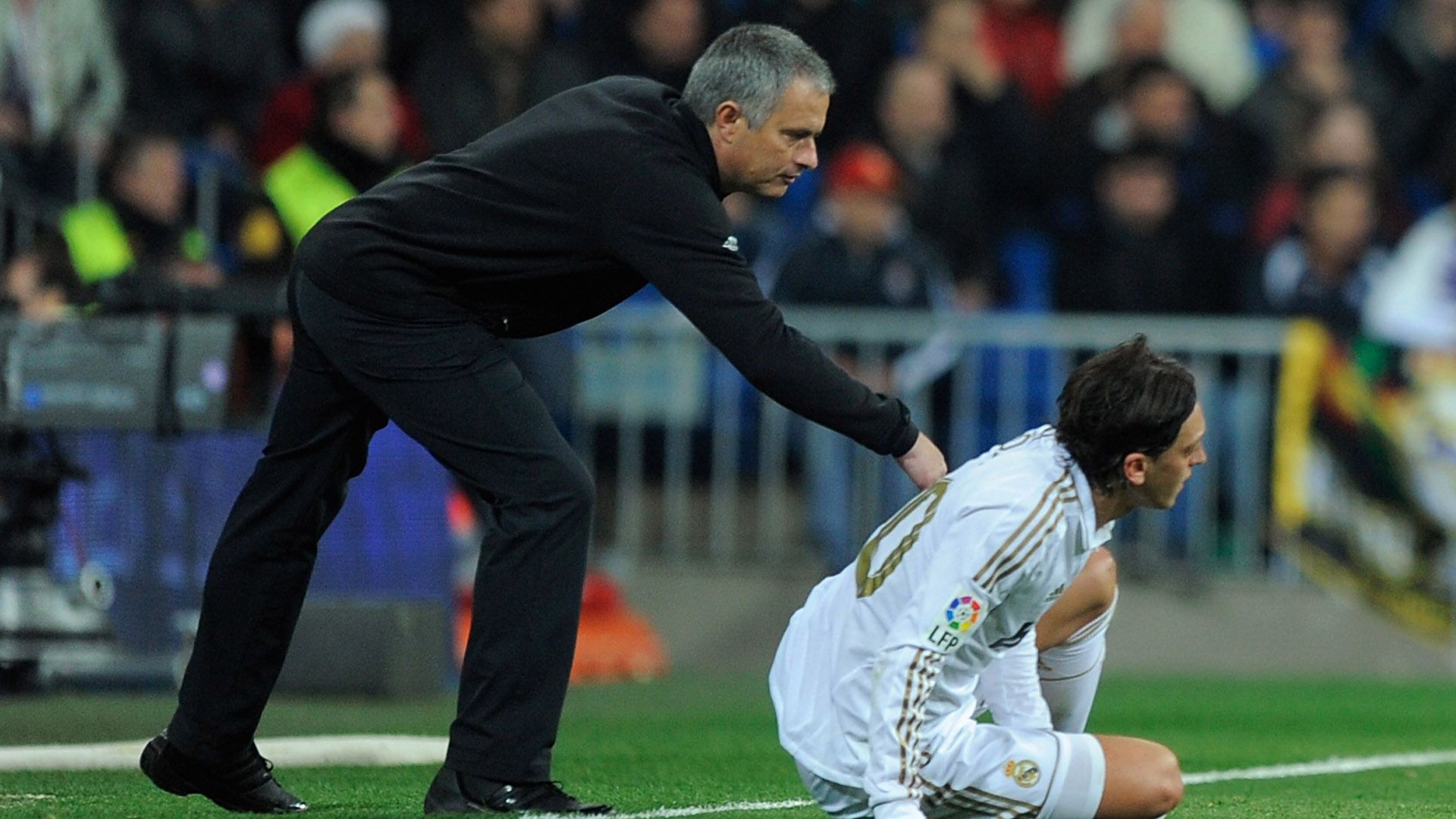 Mesut Ozil Jose Mourinho Real Madrid La Liga