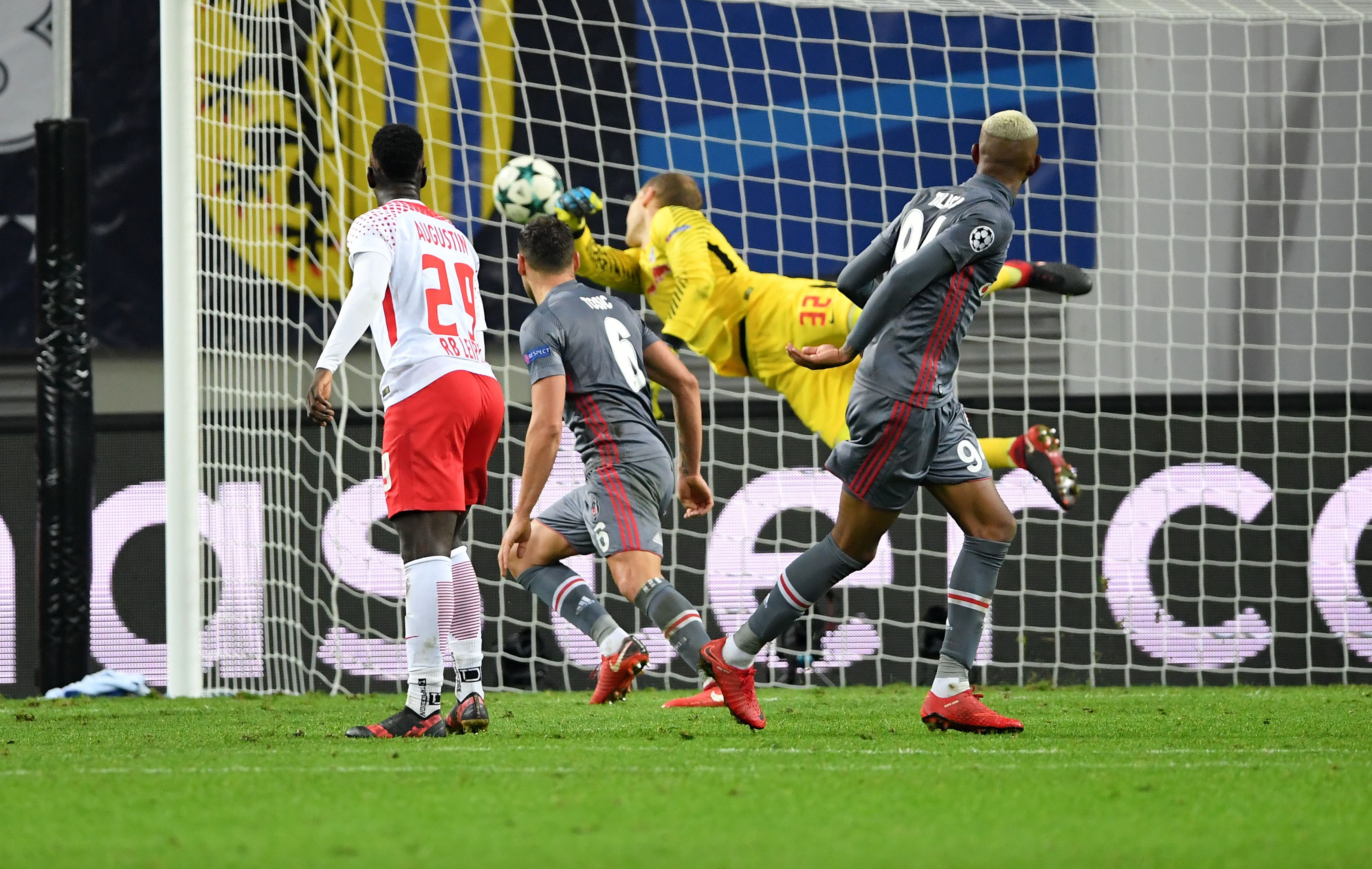 Anderson Talisca Leipzig Besiktas 12/06/17