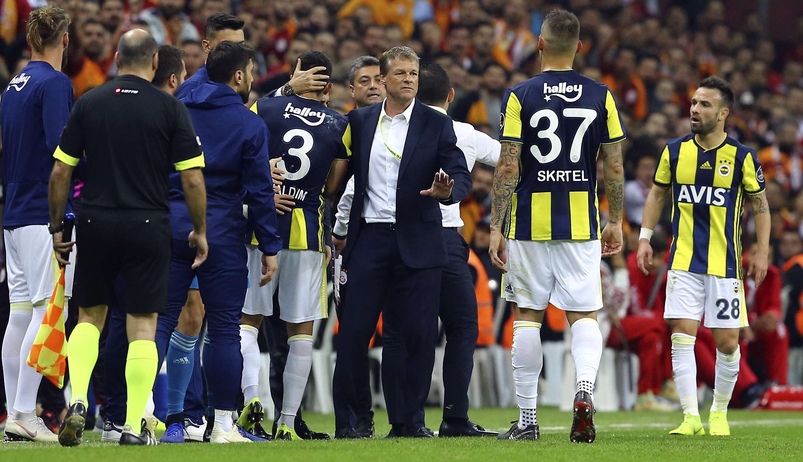 Erwin Koeman Galatasaray Fenerbahce Turkish Super League 11/02/18
