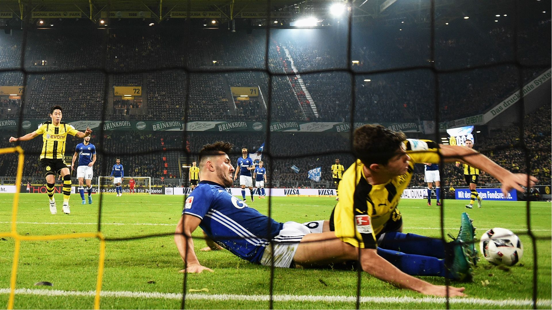 Sead Kolasinac Borussia Dortmund FC Schalke 04 29102016
