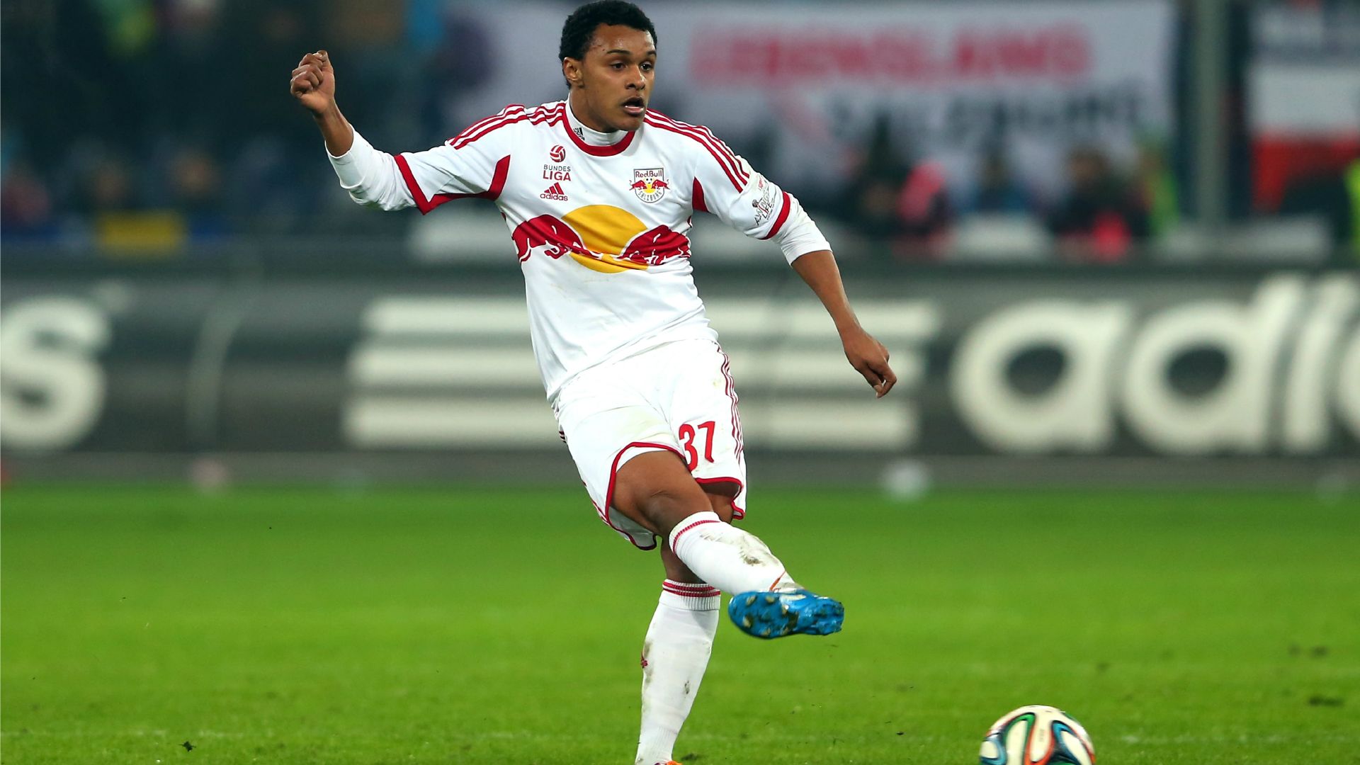 Valentino Lazaro Red Bull Salzburg