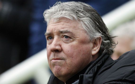 Manager Joe Kinnear tak; Newcastle United
