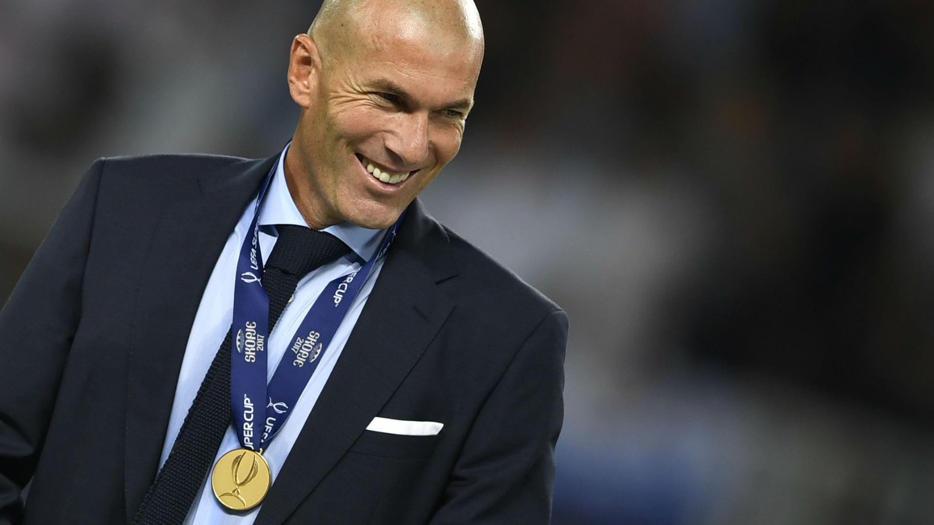 zinedine zidane - uefa supercup - real madrid manchester united