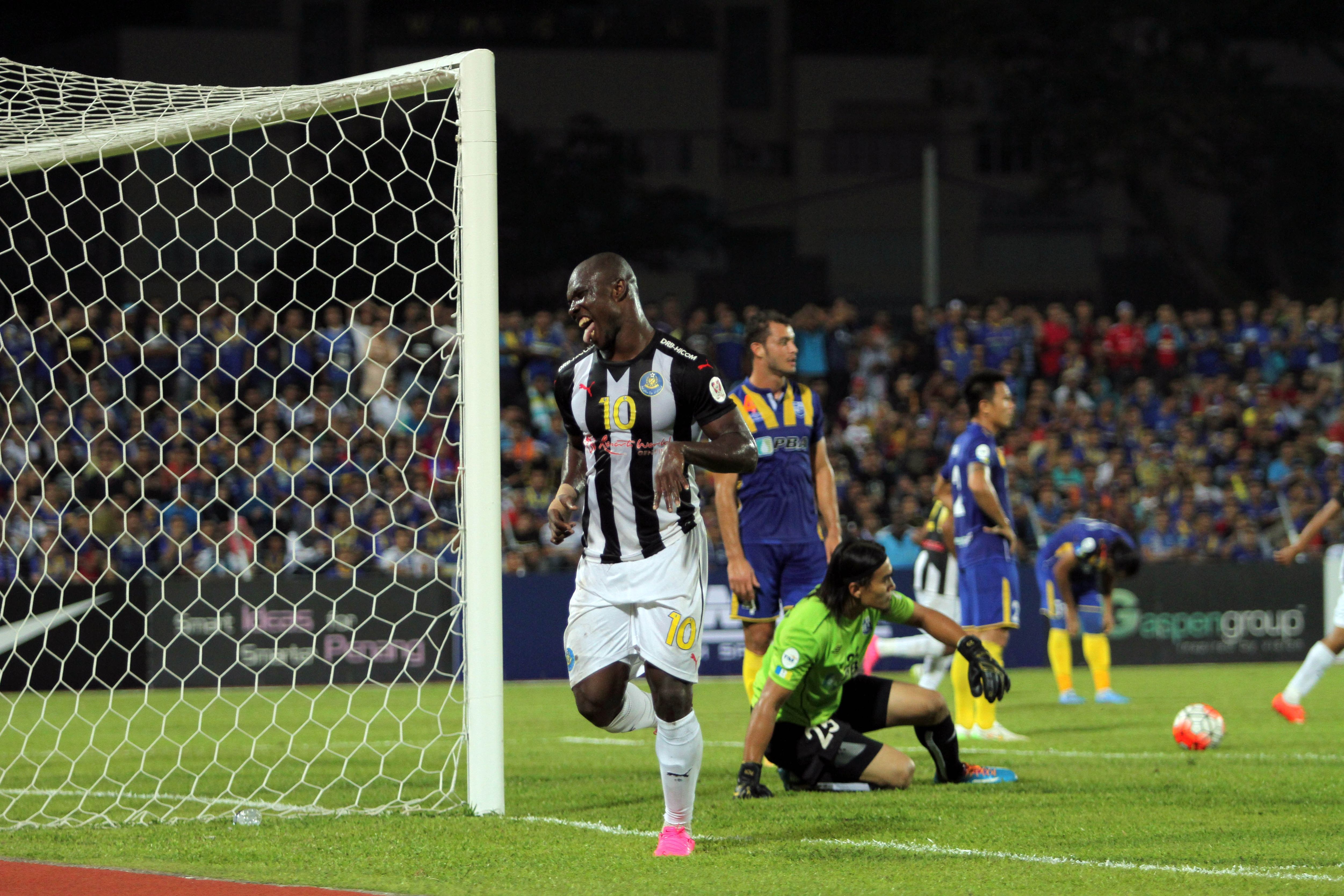 Pulau Pinang vs Pahang