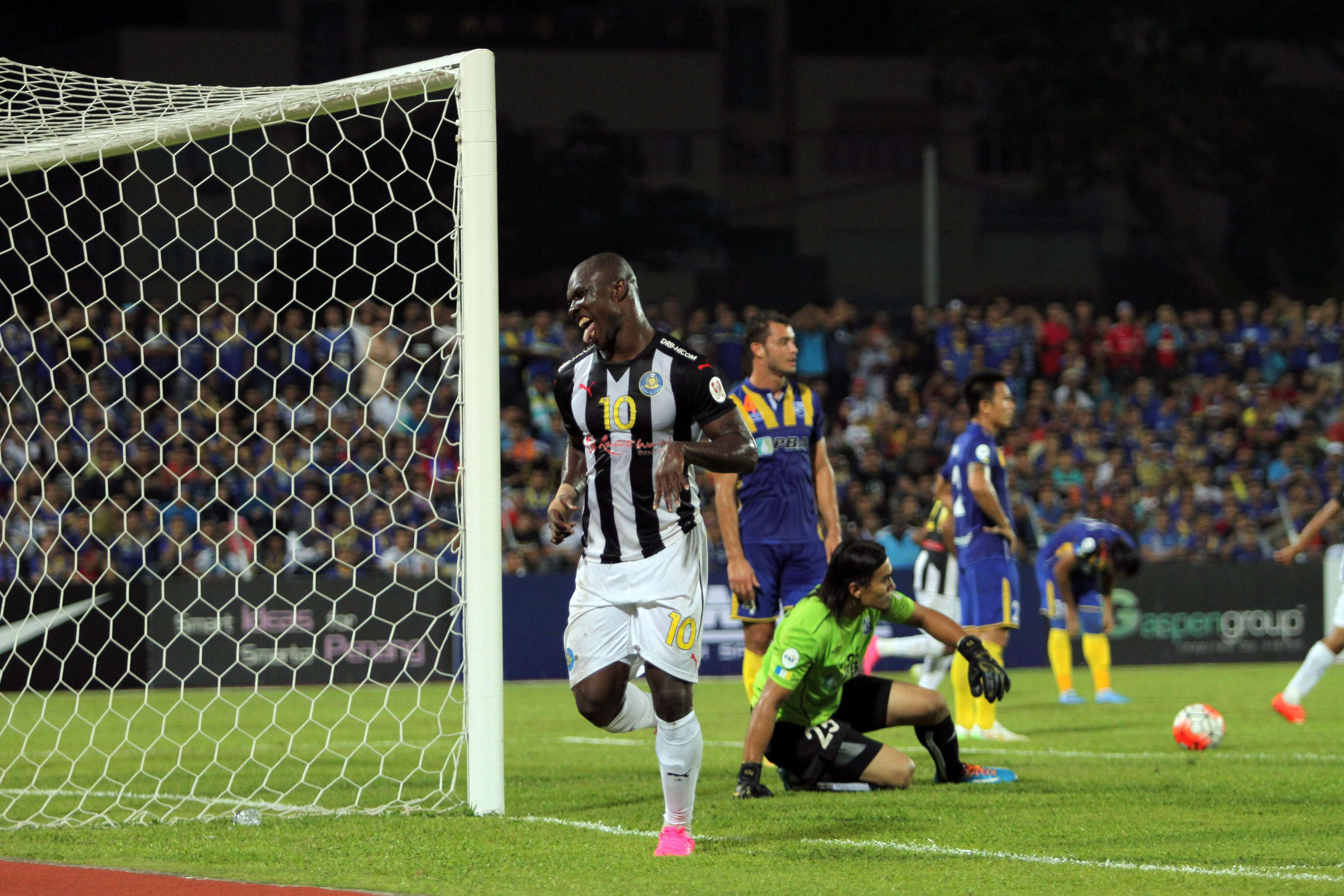 Pulau Pinang vs Pahang