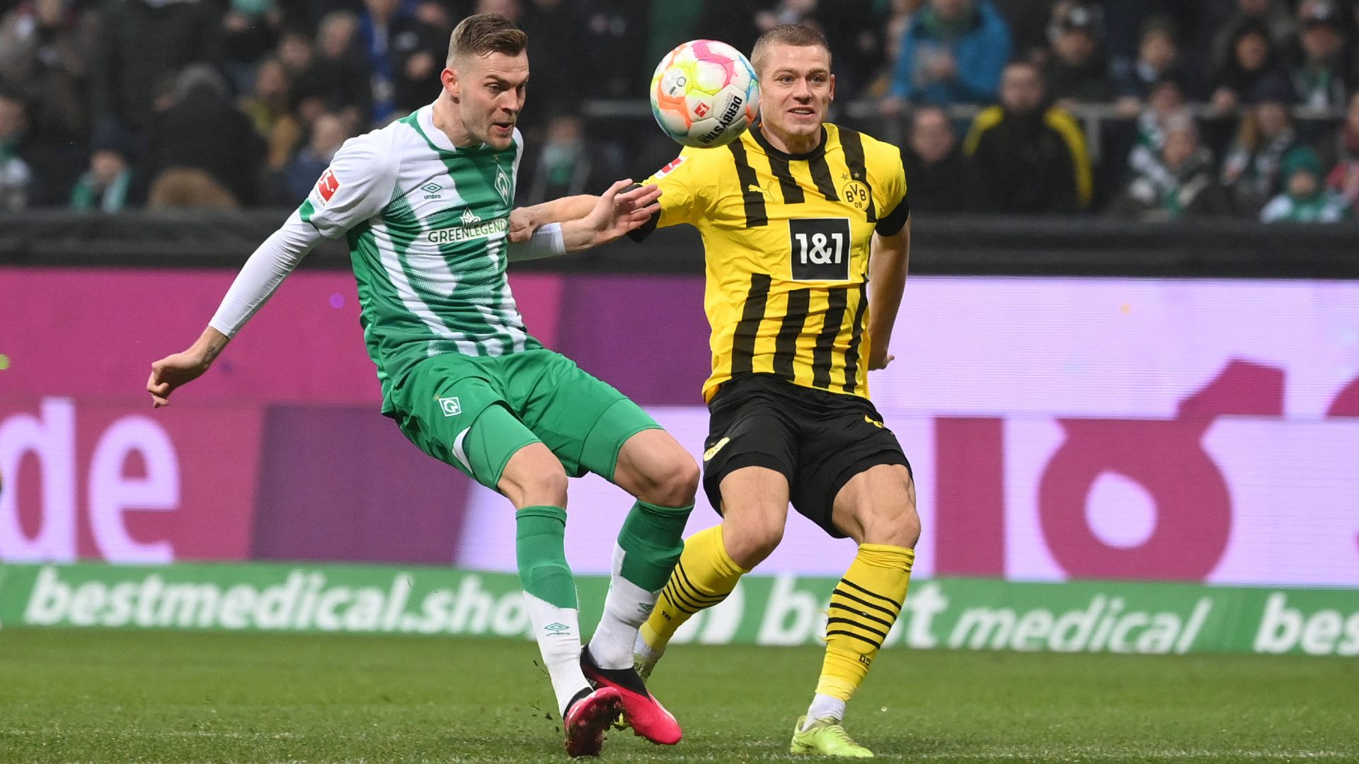 GERMANY ONLY: MARVIN DUKSCH WERDER BREMEN JULIAN RYERSON BORUSSIA DORTMUND BUNDESLIGA 11022023