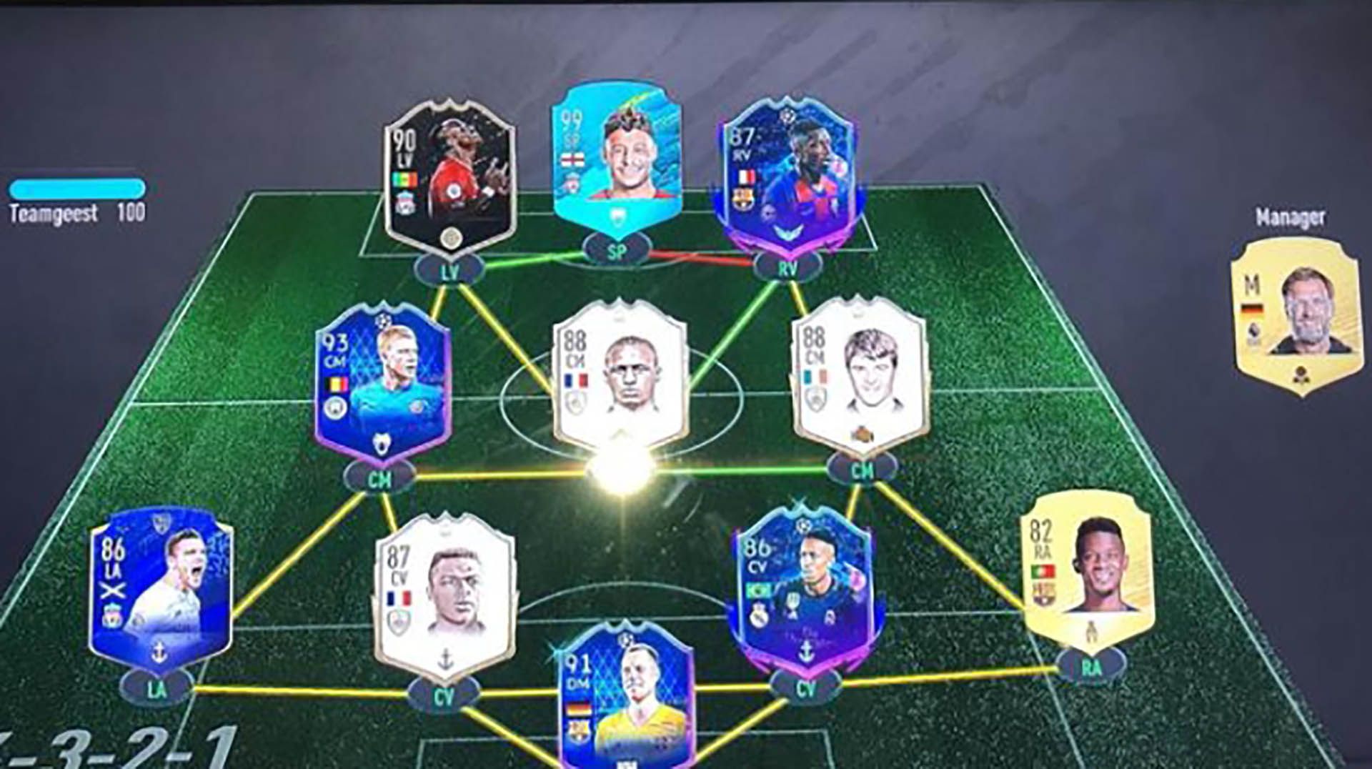 FIFA Ultimate Team Oxlade-Chamberlain