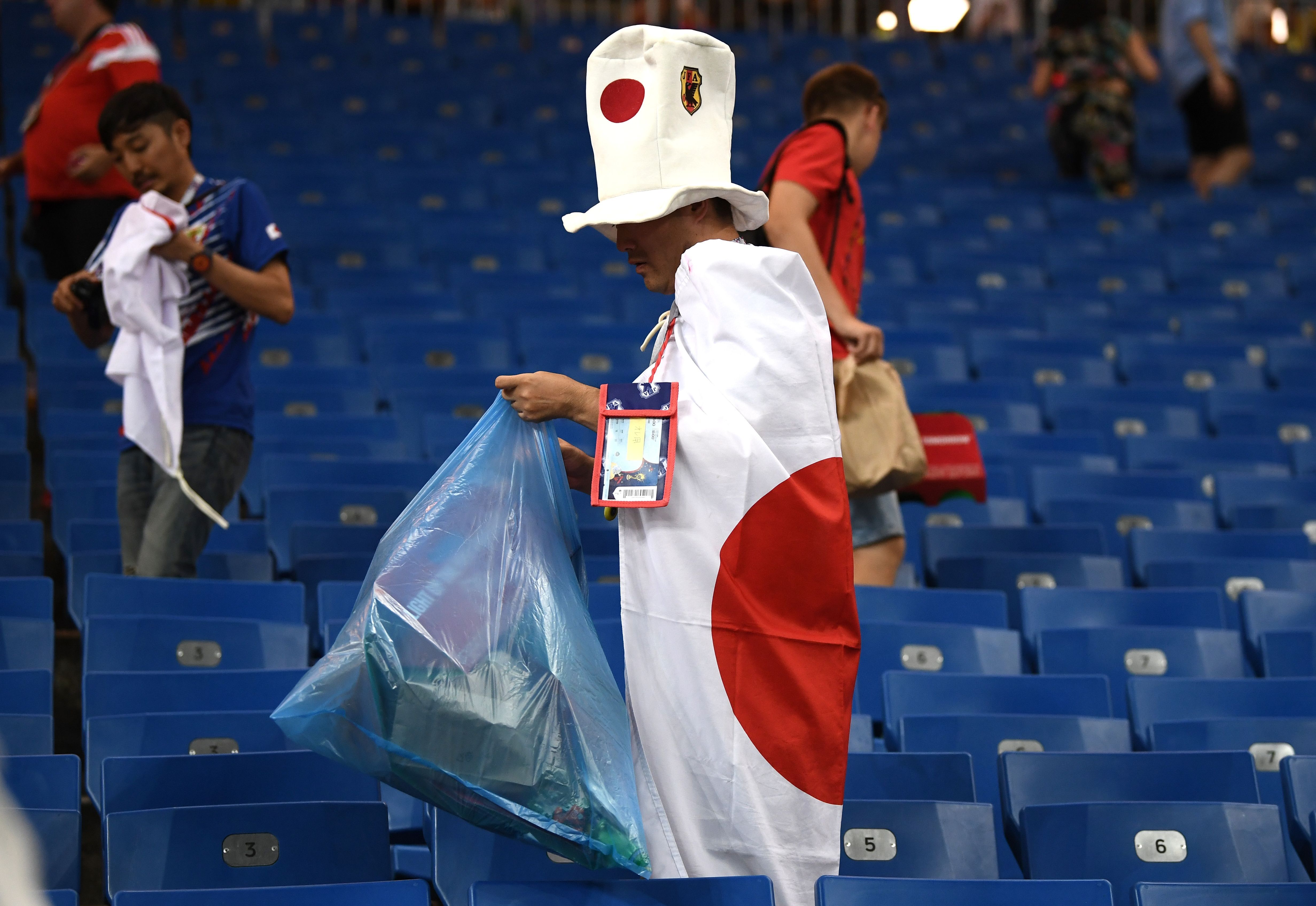 Japan fans