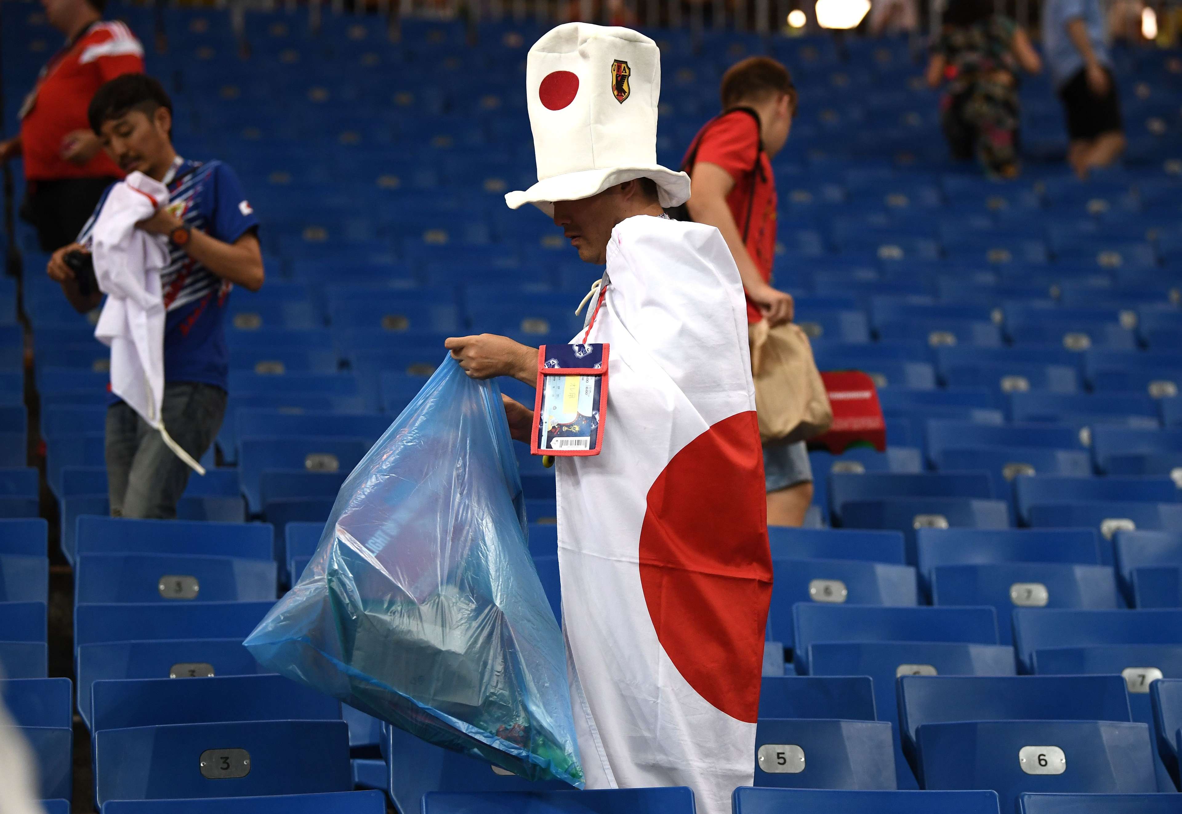 Japan fans