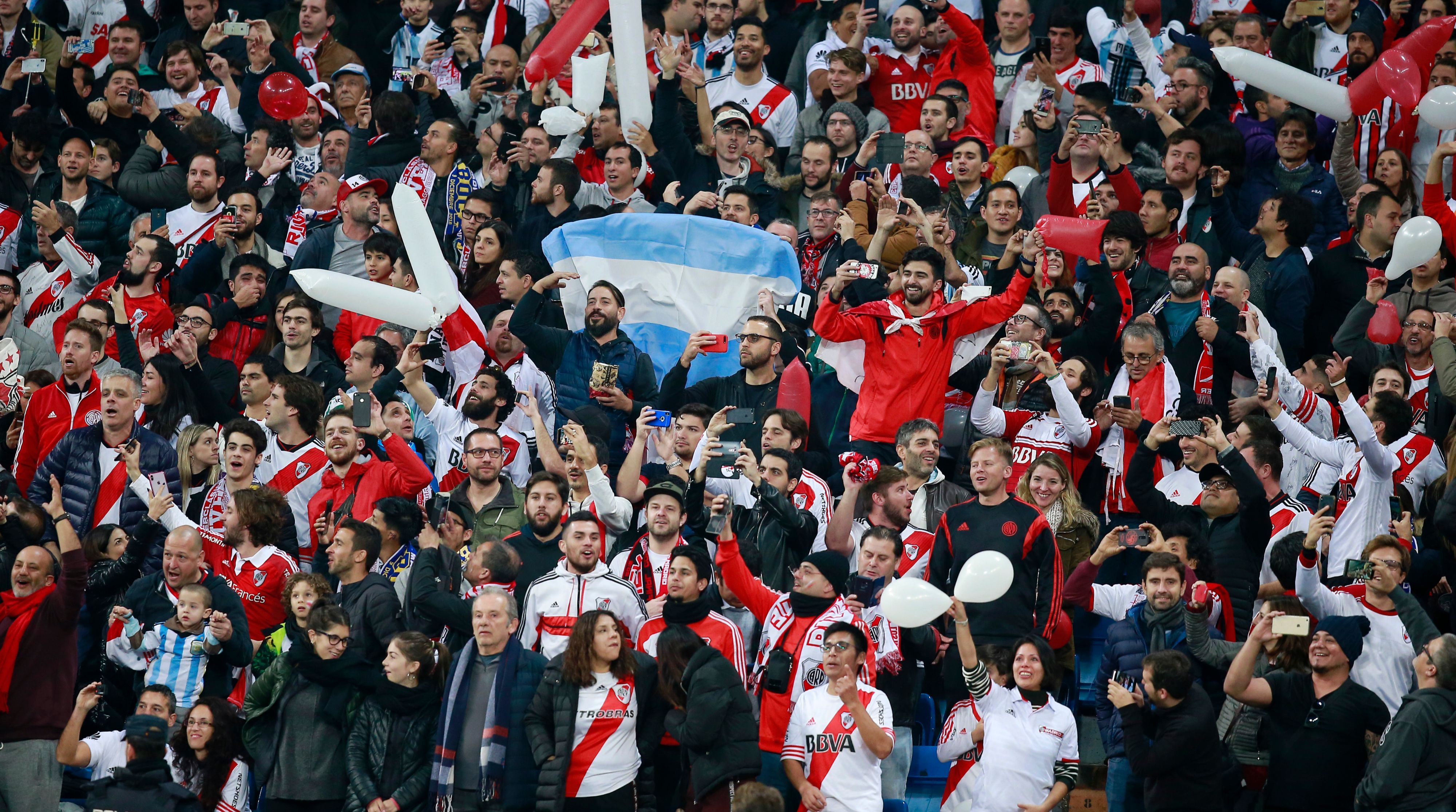 River fans Libertadores Madrid