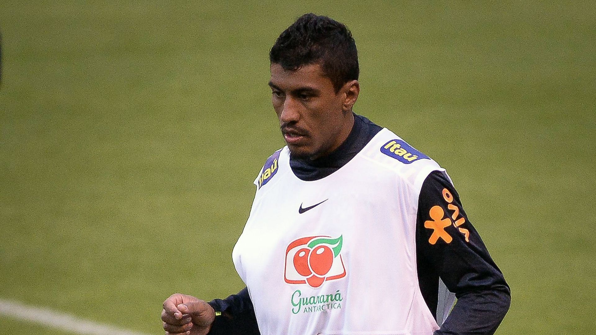 Paulinho Brazil training 29082016