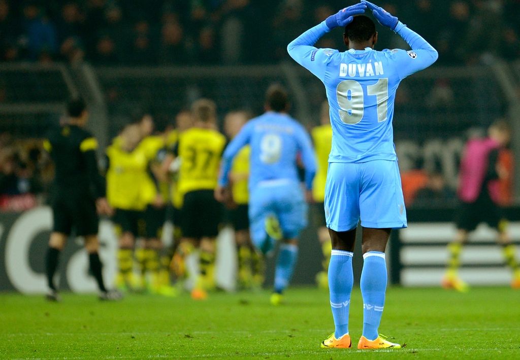 Duvan Zapata Borussia Napoli Champions League