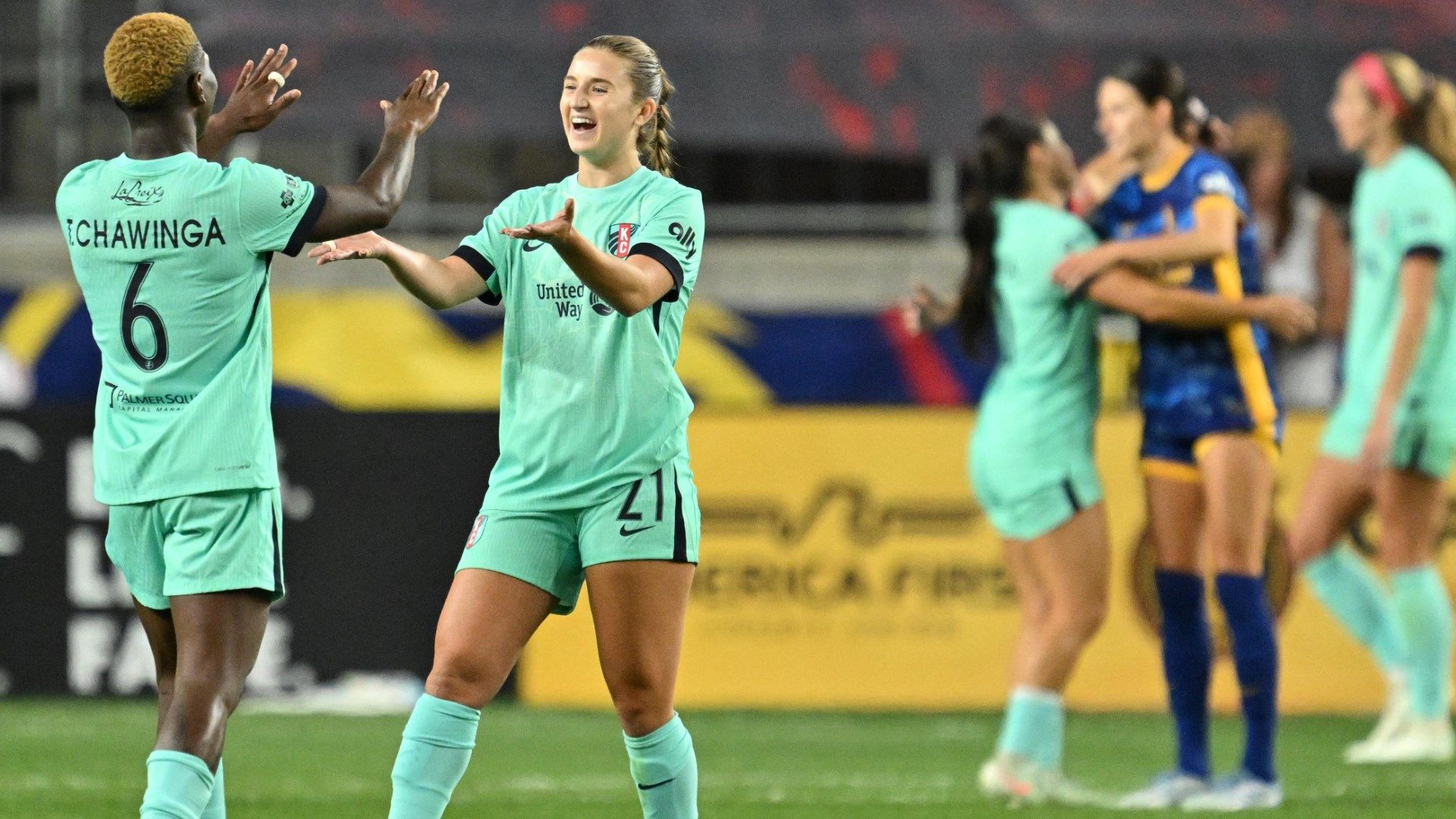 Temwa Chawinga, Ally Sentnor