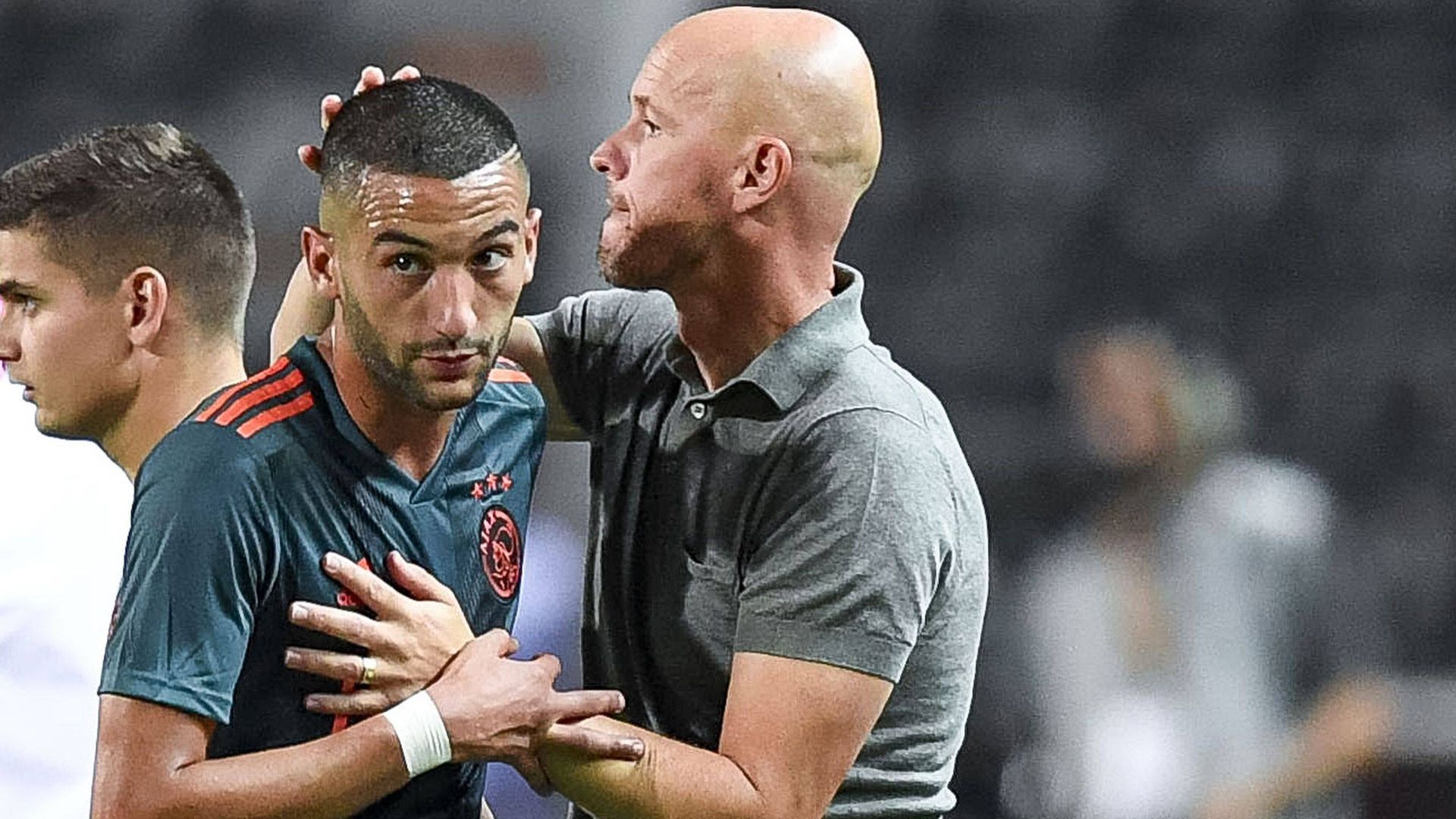 Ziyech Ten Hag Ajax 06082019