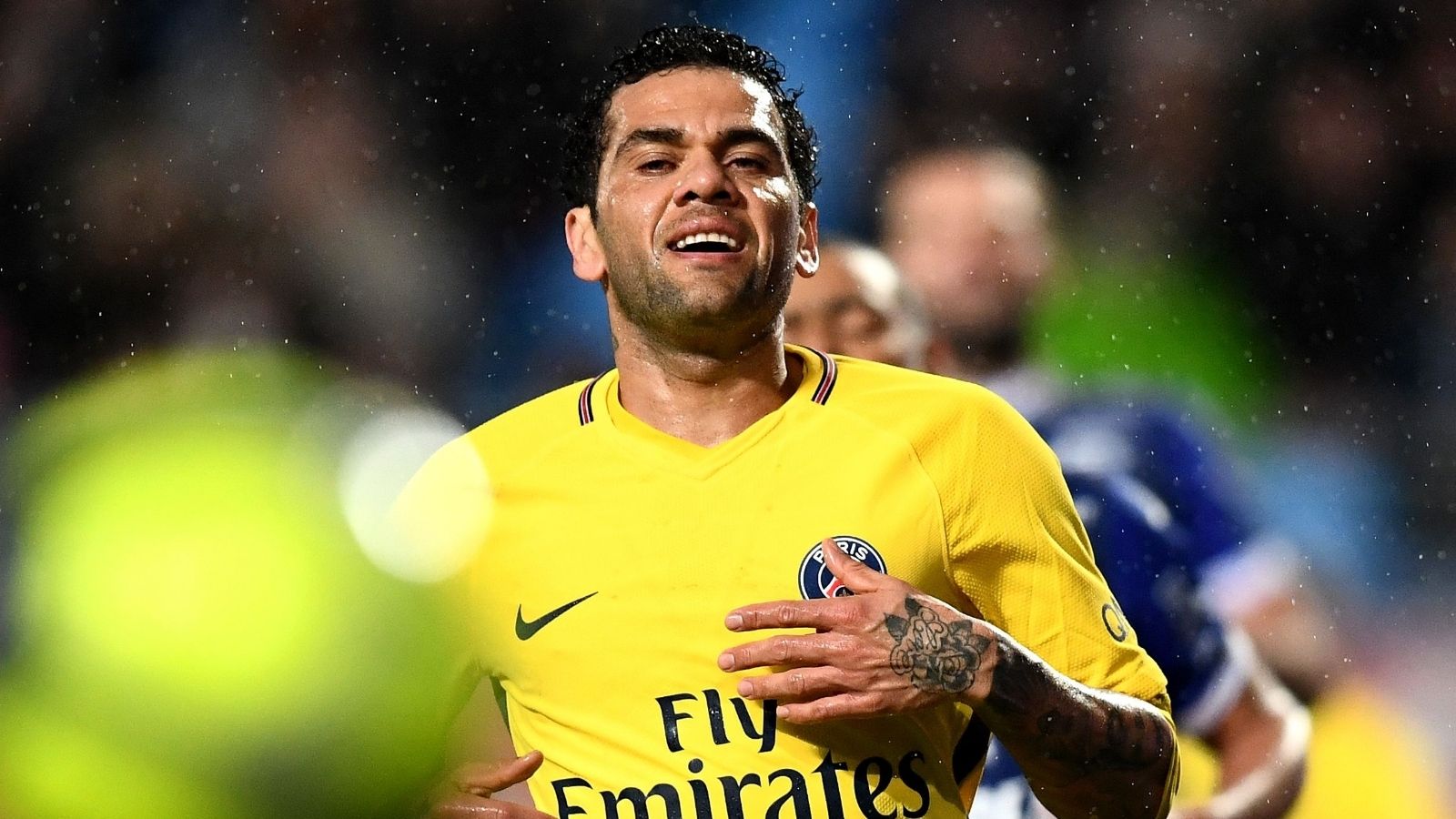 Dani Alves PSG 2018