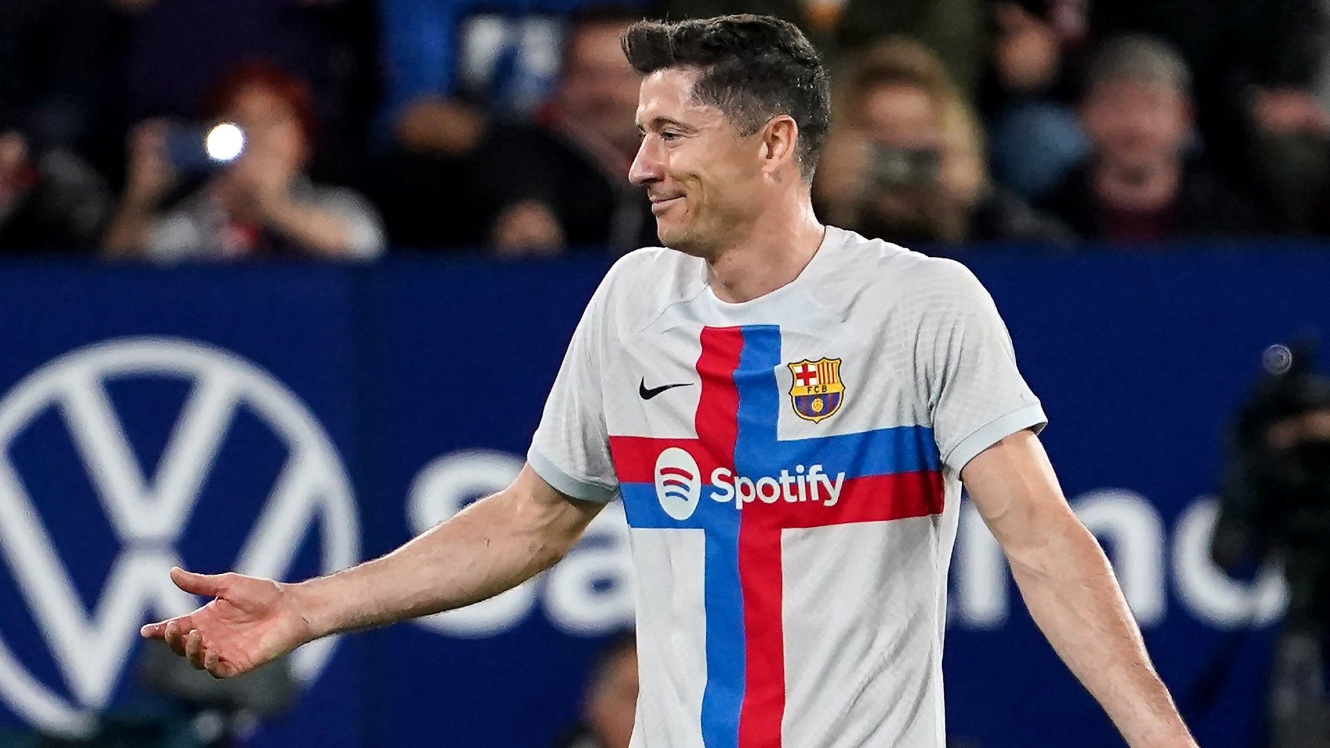 Lewandowski Barcelona 2022-23