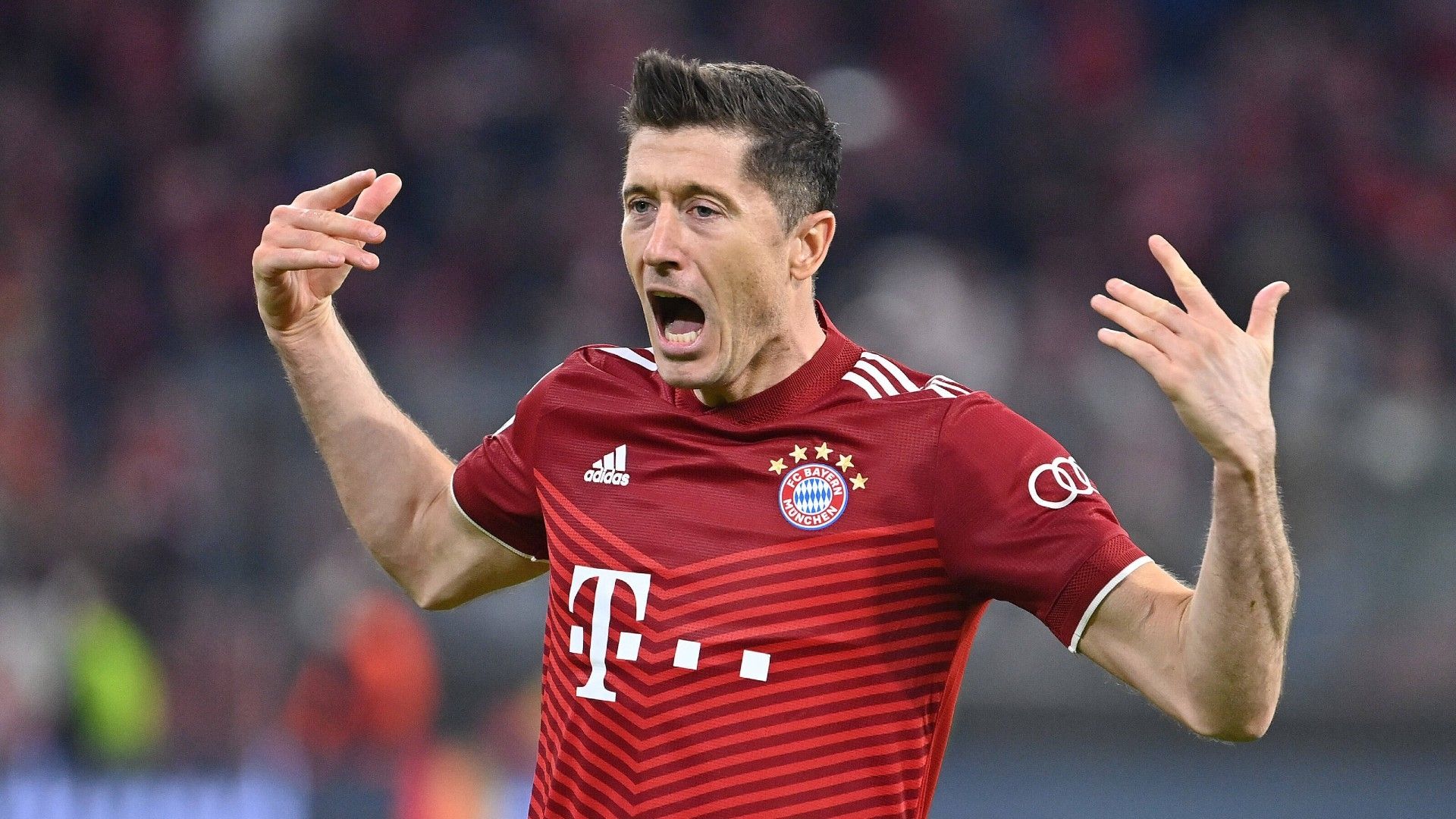ONLY GERMANY Robert Lewandowski Bayern Villarreal