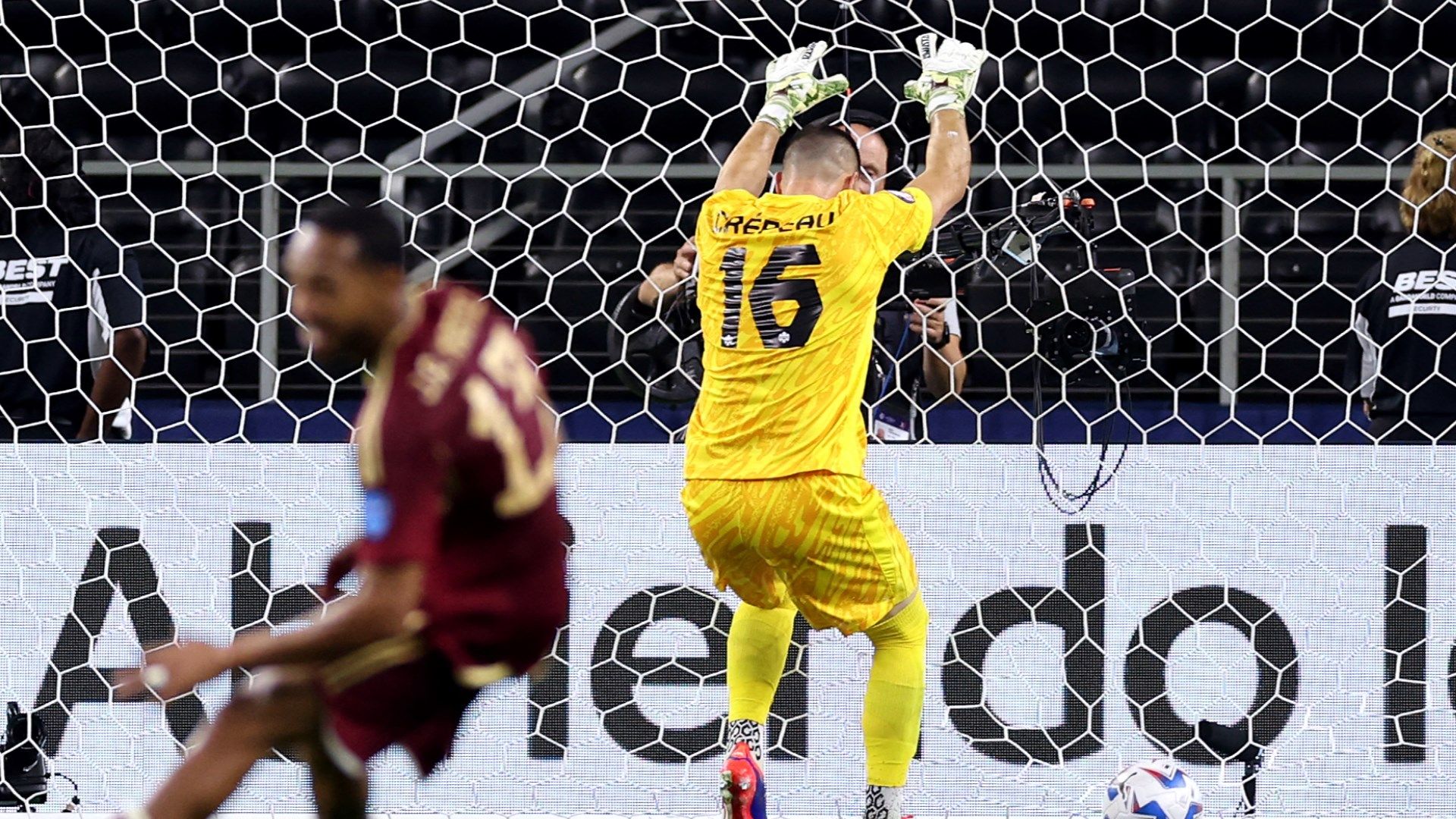 Maxime Crepeau Canada