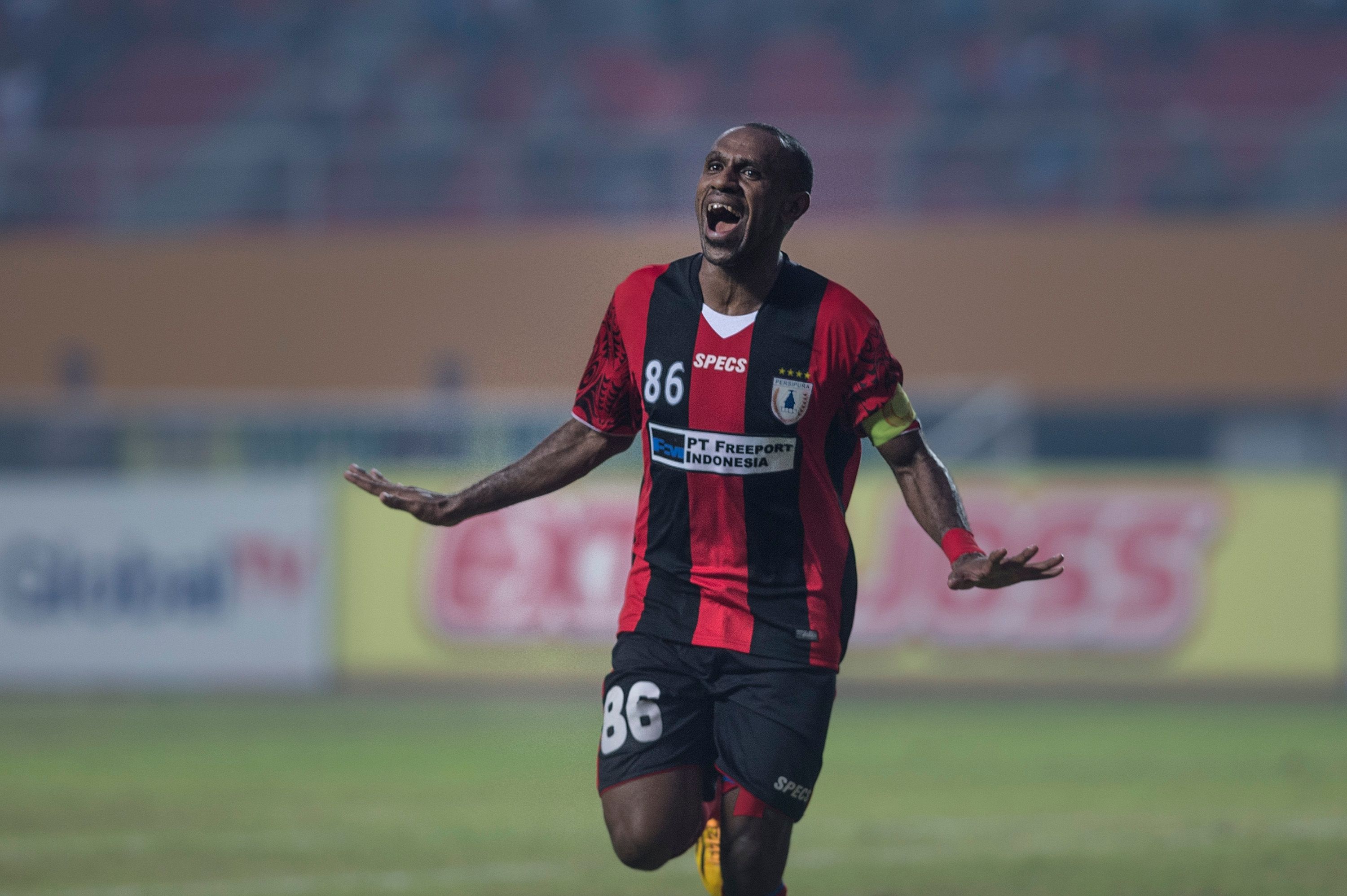 Boaz Salossa - Persipura Jayapura