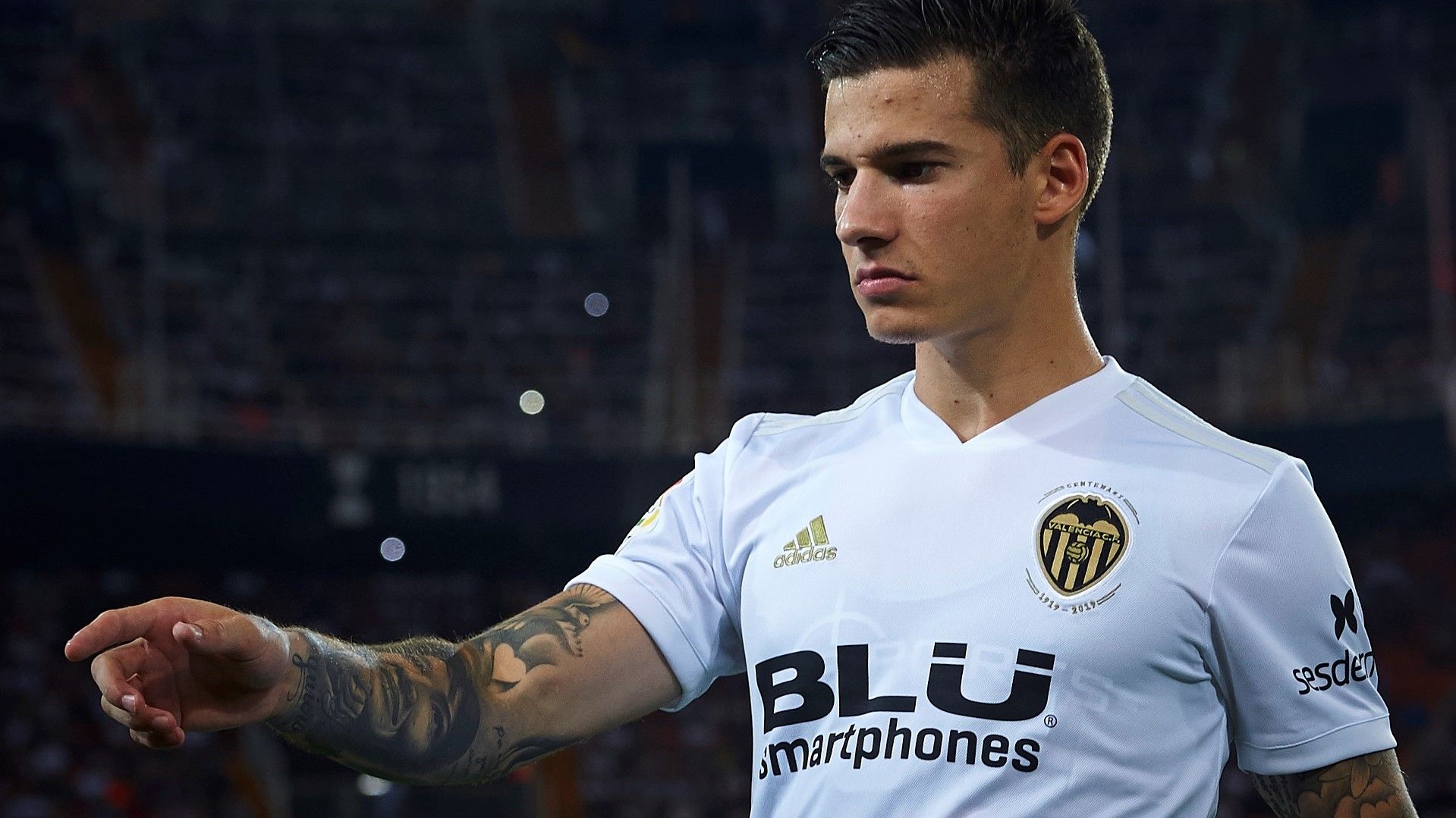 Santi Mina - Valencia