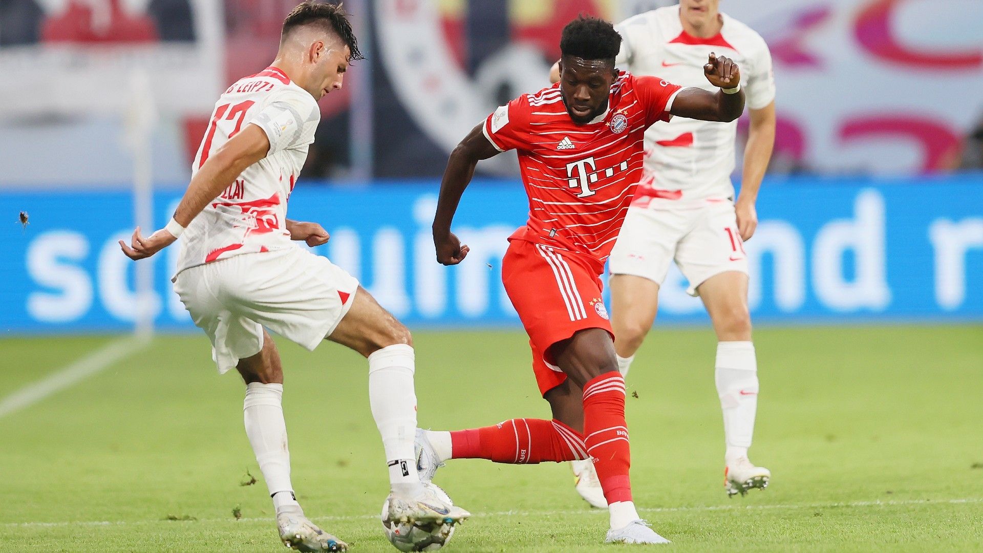 Alphonso Davies FC Bayern Leipzig Supercup 30072022