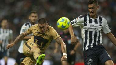 Nicolas Castillo Pumas Cesar Montes Monterrey
