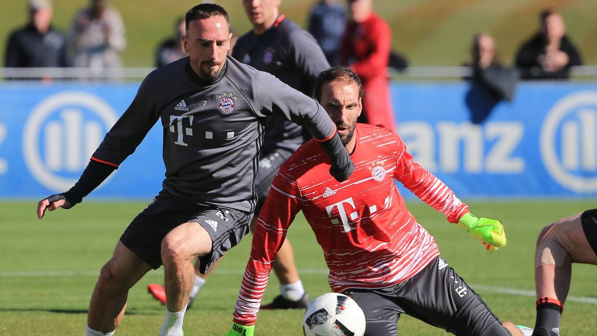 GER ONLY Franck Ribery Tom Starke FC Bayern München