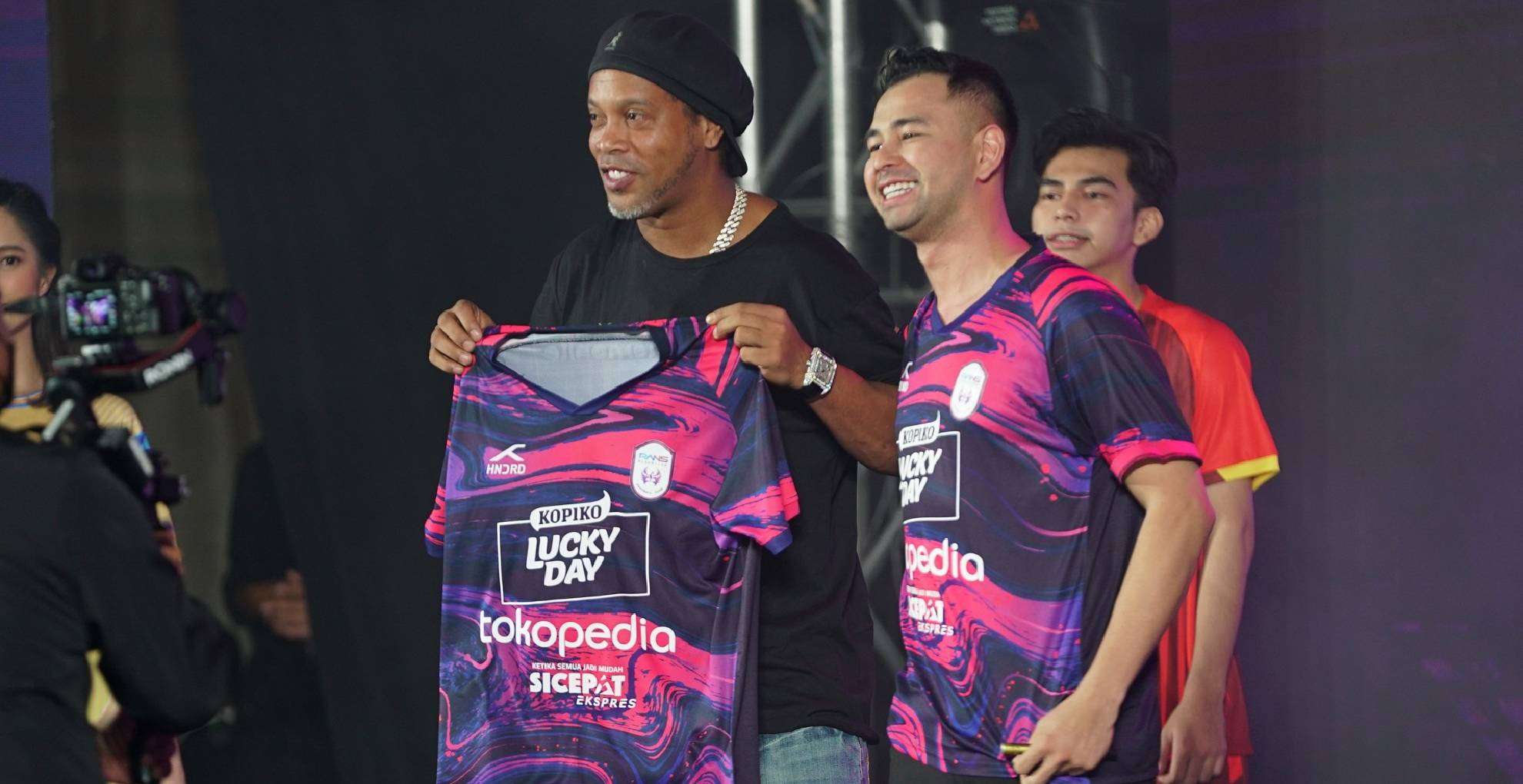 Ronaldinho & Raffi Ahmad - Launching RANS Nusantara FC