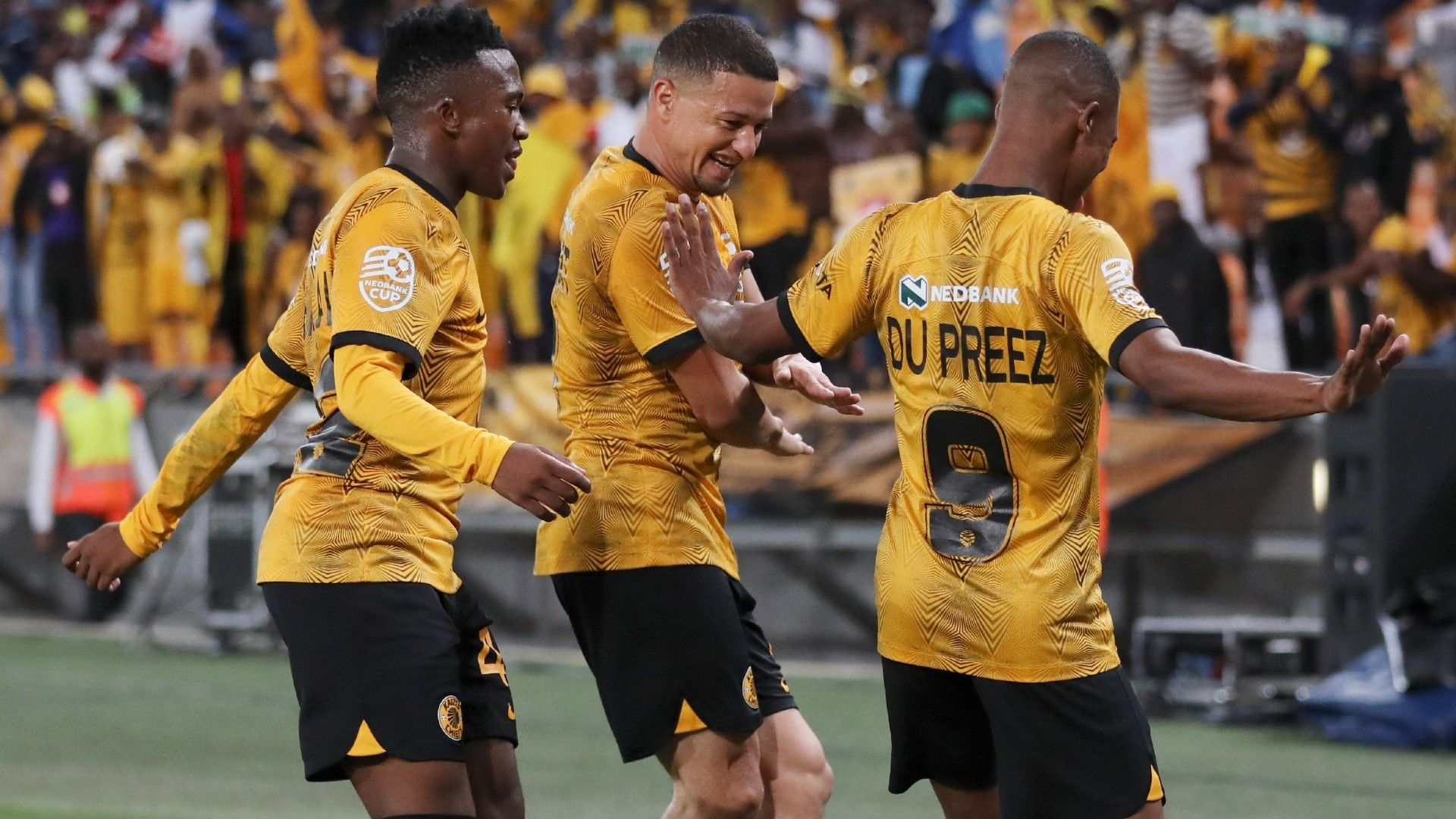 Zwane's Kaizer Chiefs playing helicopter football but with Ngcobo starting,  Orlando Pirates are already in trouble' - Fans | Goal.com South Africa