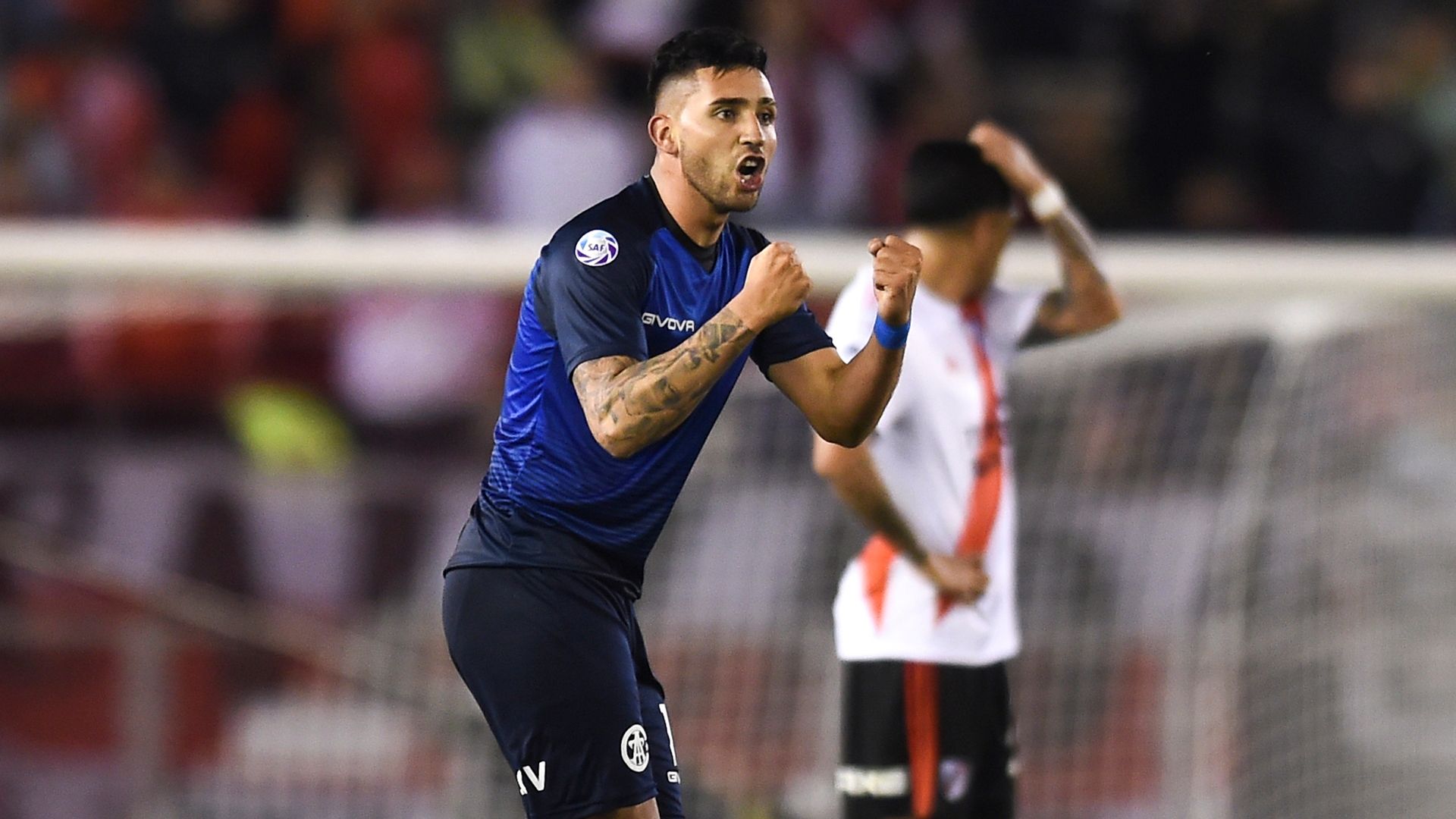 Nahuel Bustos Talleres 2019-20