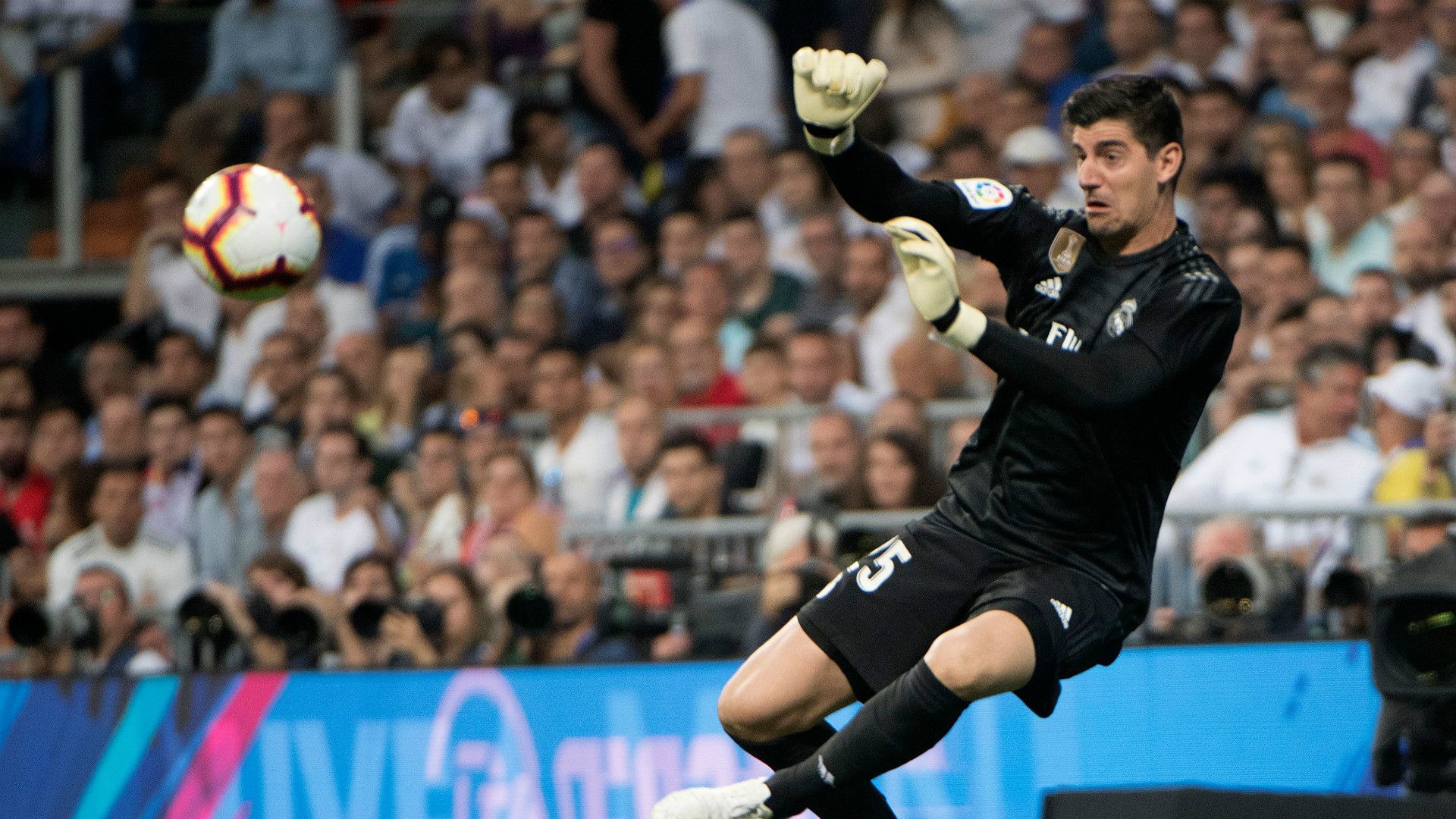 Thibaut Courtois, Real Madrid v Atletico Madrid, 2018