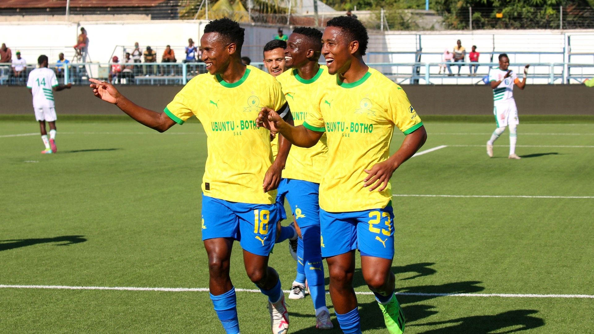 Themba Zwane & Lucas Ribeiro Costa, Mamelodi Sundowns, September 2023 