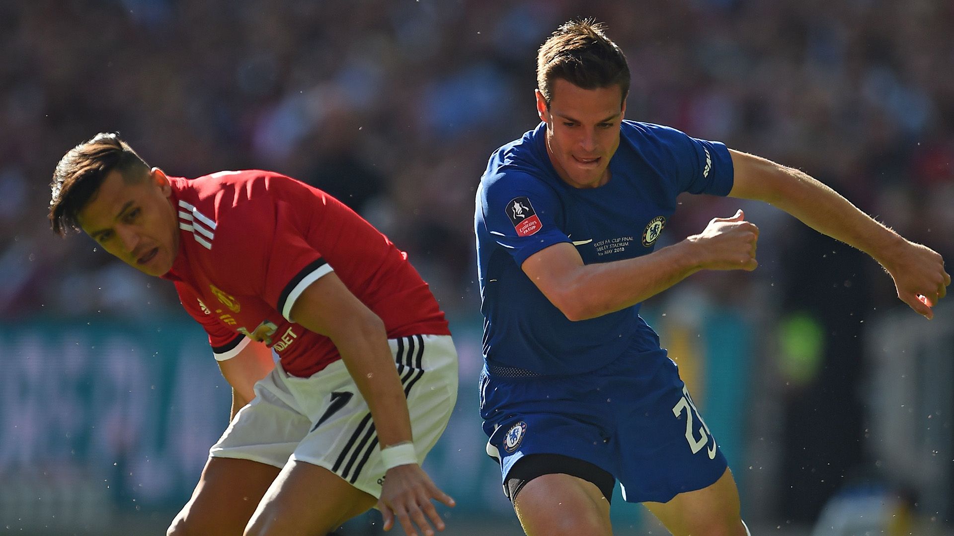 Alexis Sanchez Cesar Azpilicueta Chelsea Manchester United FA Cup final 19052018