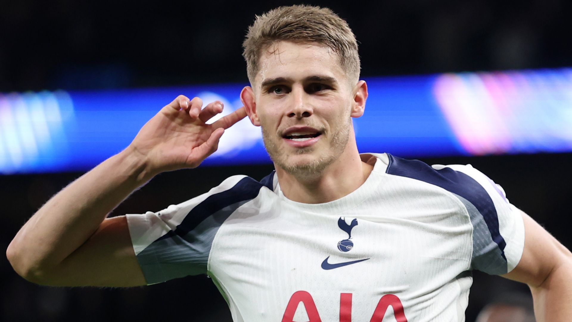Micky van de Ven Tottenham 2025-26