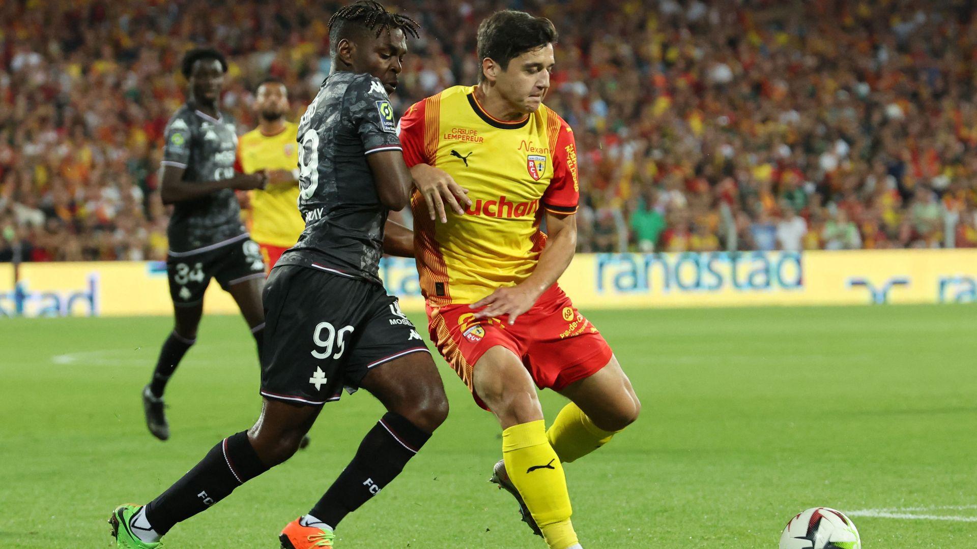 Joel Asoro Abdukodir Khusanov Lens Metz Ligue 1