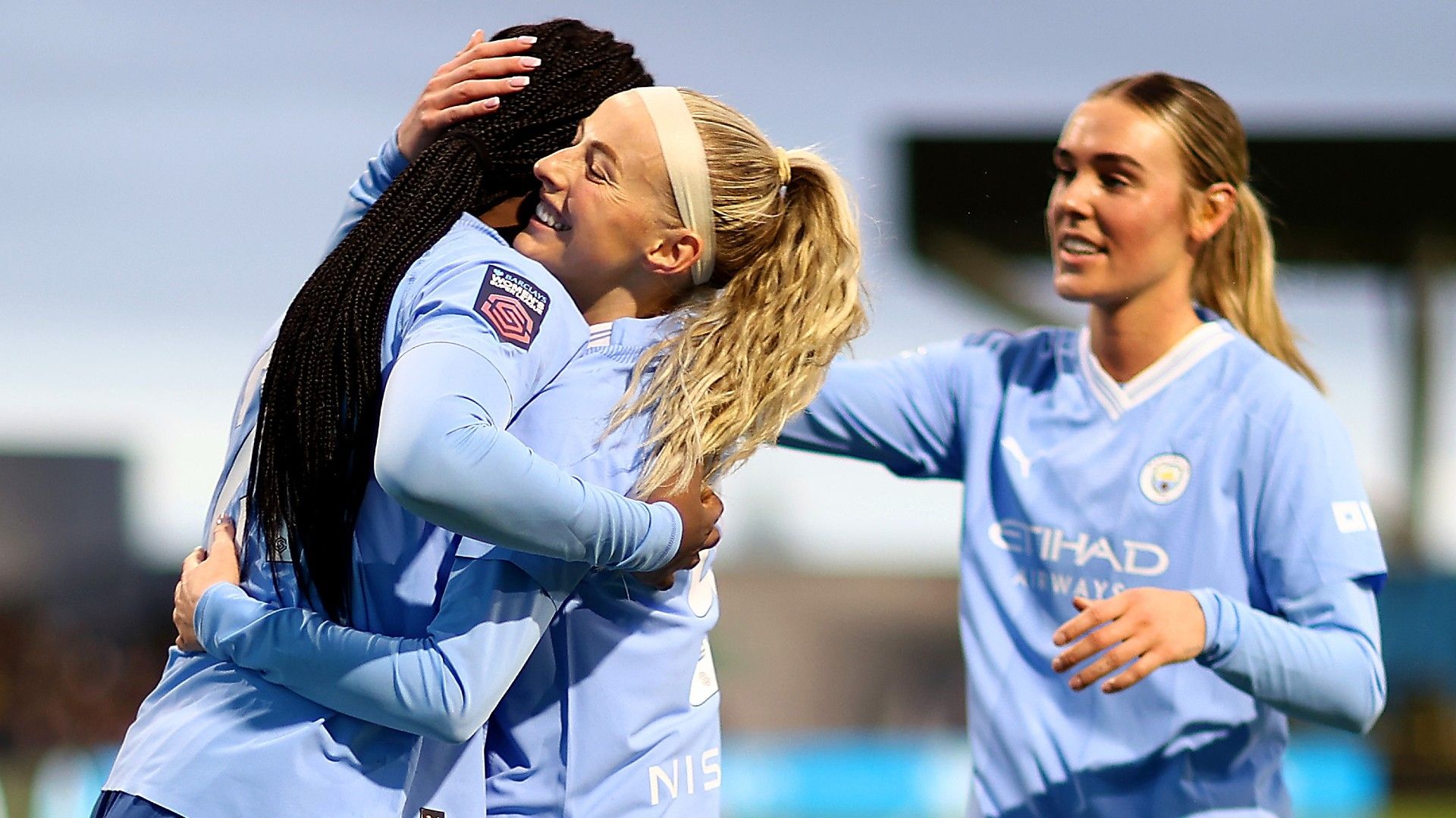 Chloe Kelly Man City Bunny Shaw 2023-24