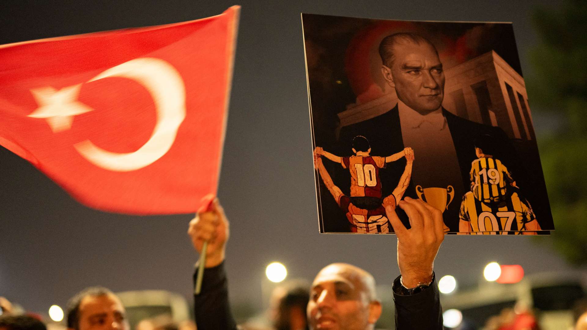 Galatasaray Fenerbahce Türkiye 2023 Sabiha Gokcen Airport