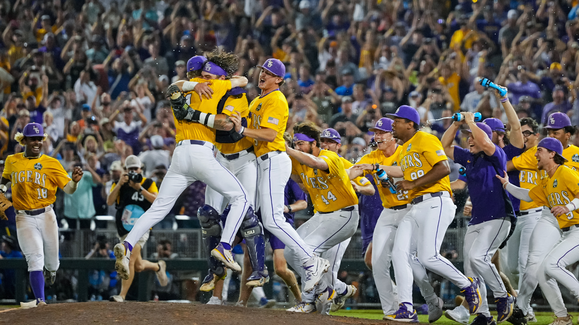 How to watch the 2024 NCAA Men's College World Series: TV schedule ...