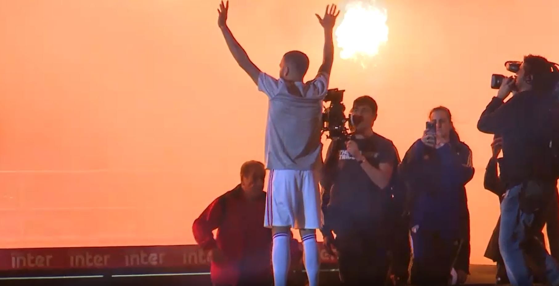 DANI ALVES VORSTELLUNG SAO PAULO