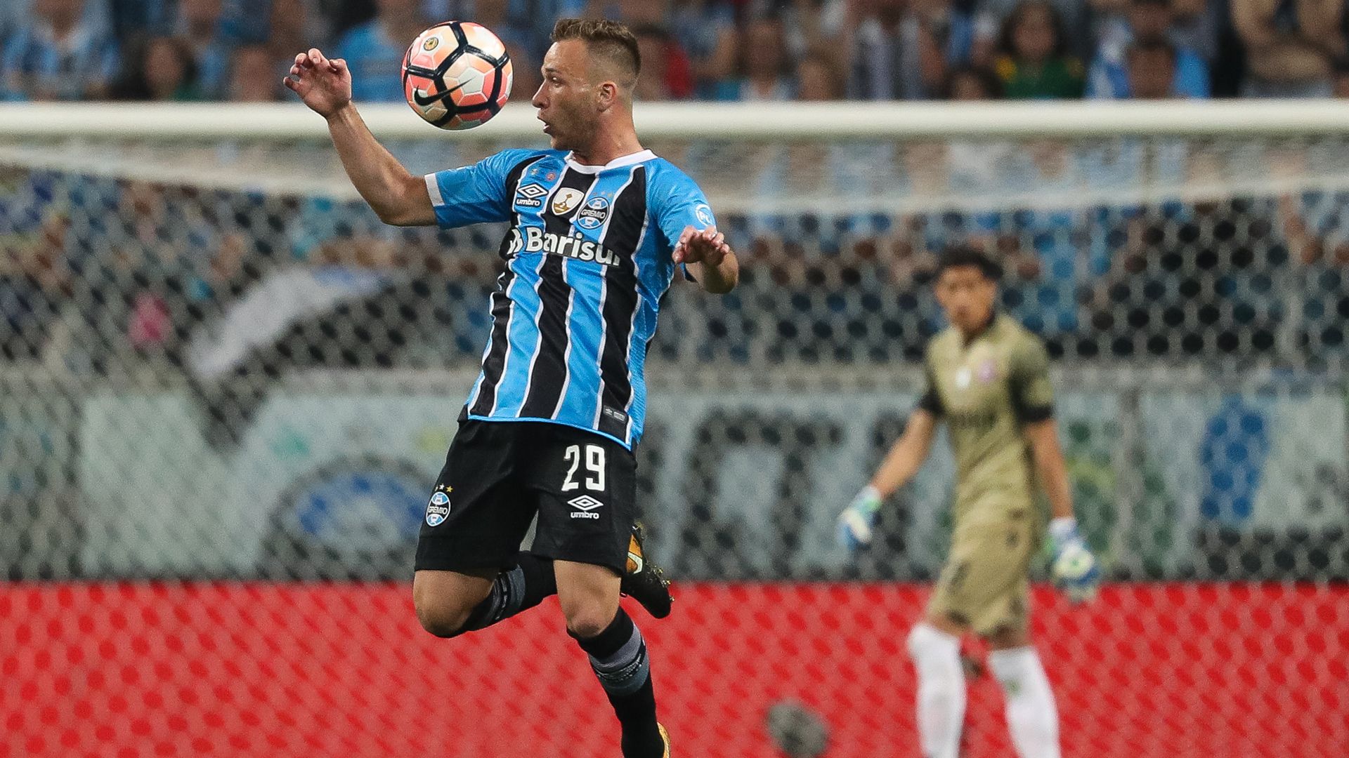 Arthur Gremio Porto Alegre 22112017
