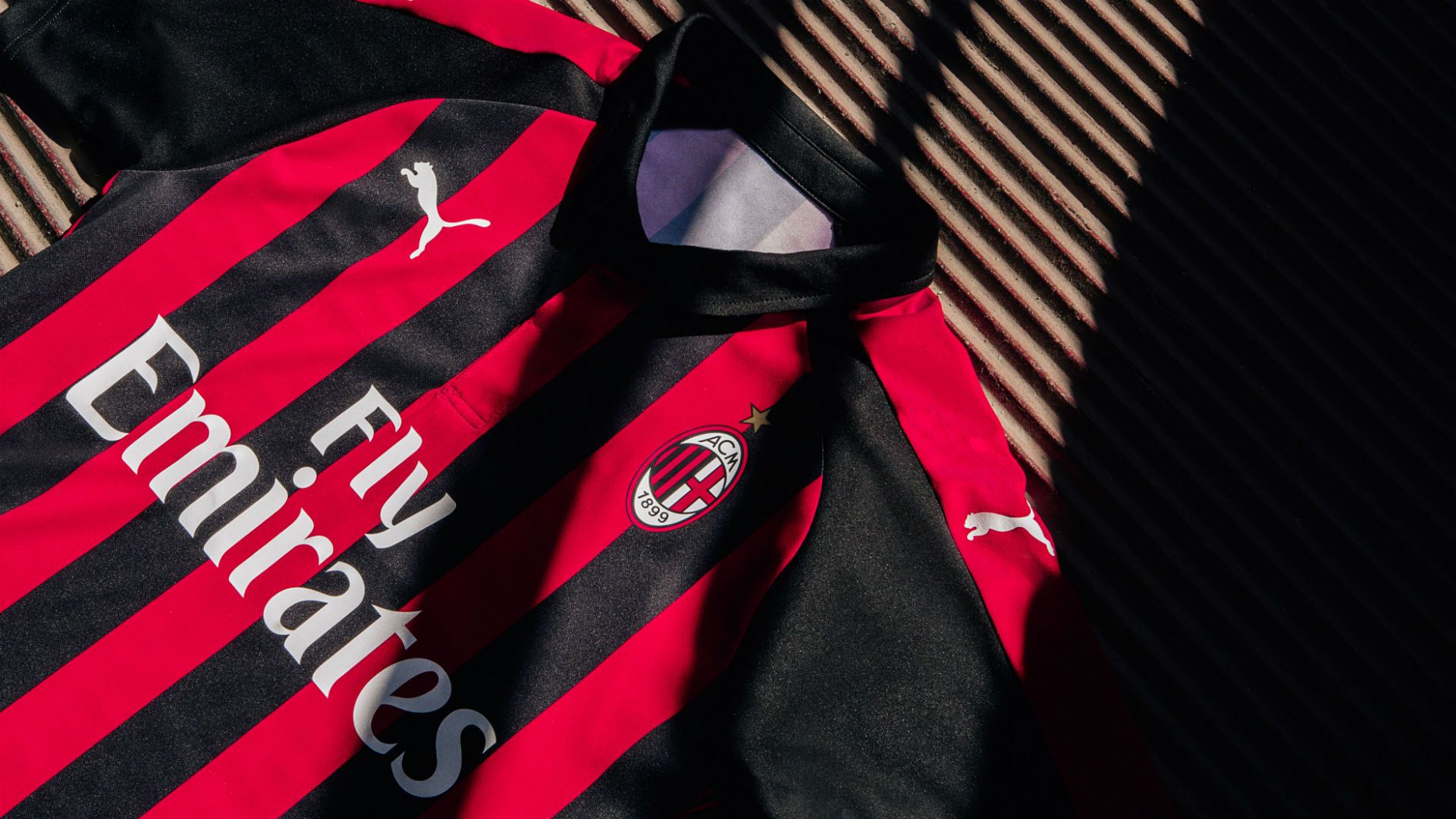 AC Milan home kit 2018-19
