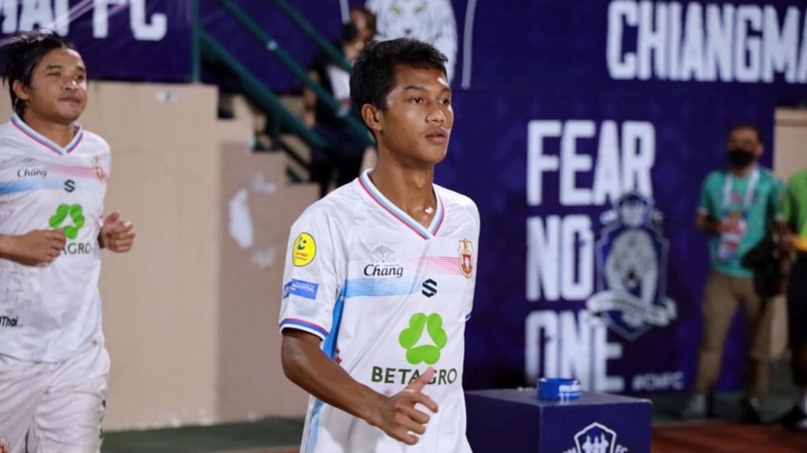 อนันต์ ยอดสังวาลย์