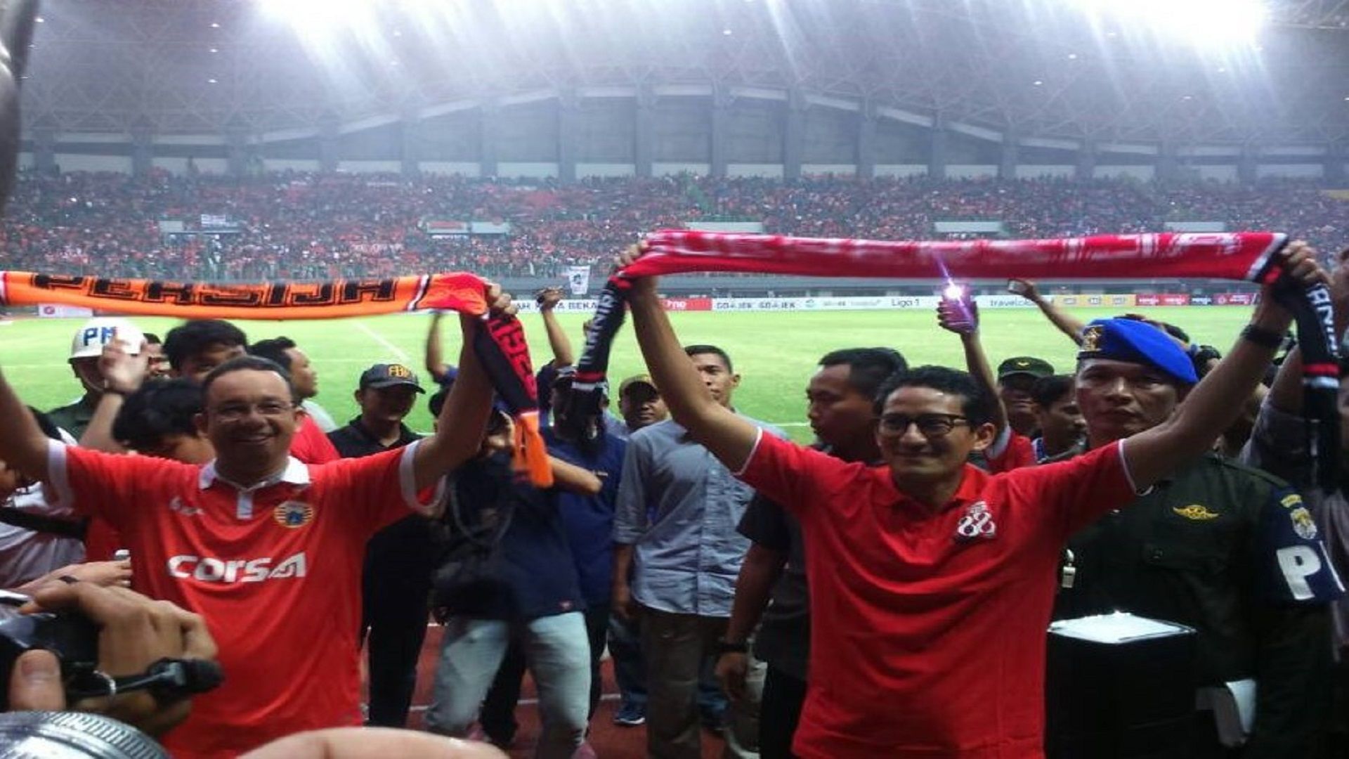 Anies Baswedan - Sandiaga Uno