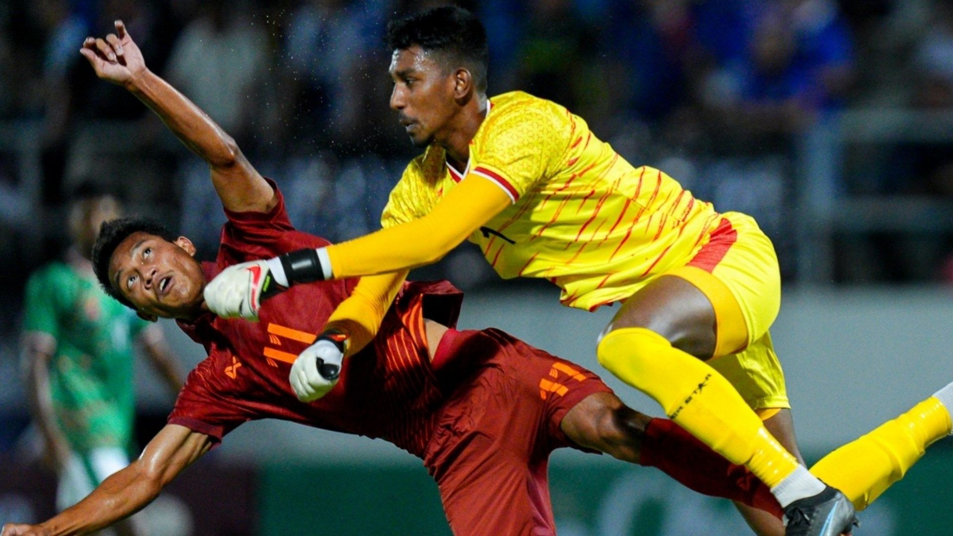 อนันต์ ยอดสังวาลย์