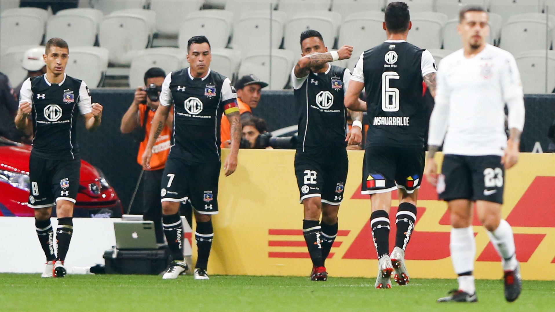 290818 Corinthians Colo Colo report Lucas Barrios goal