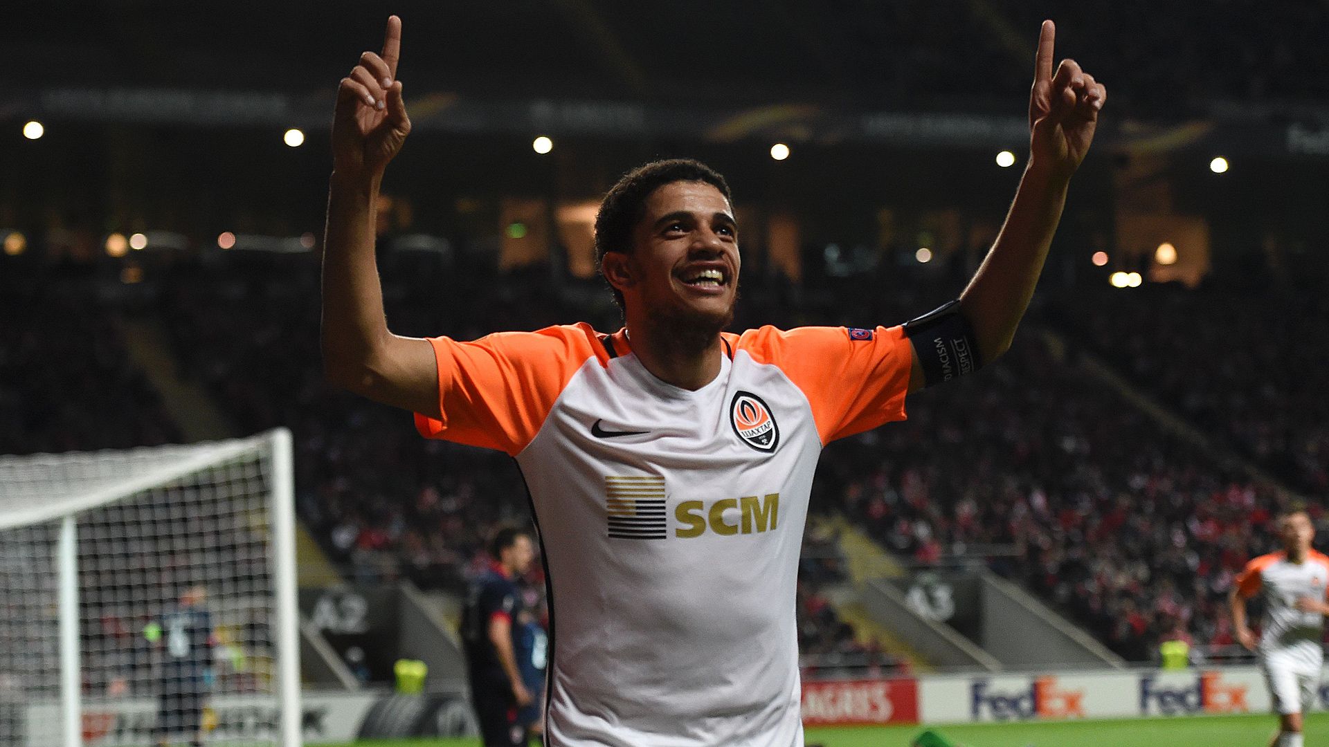 Taison Shakthar Europa League