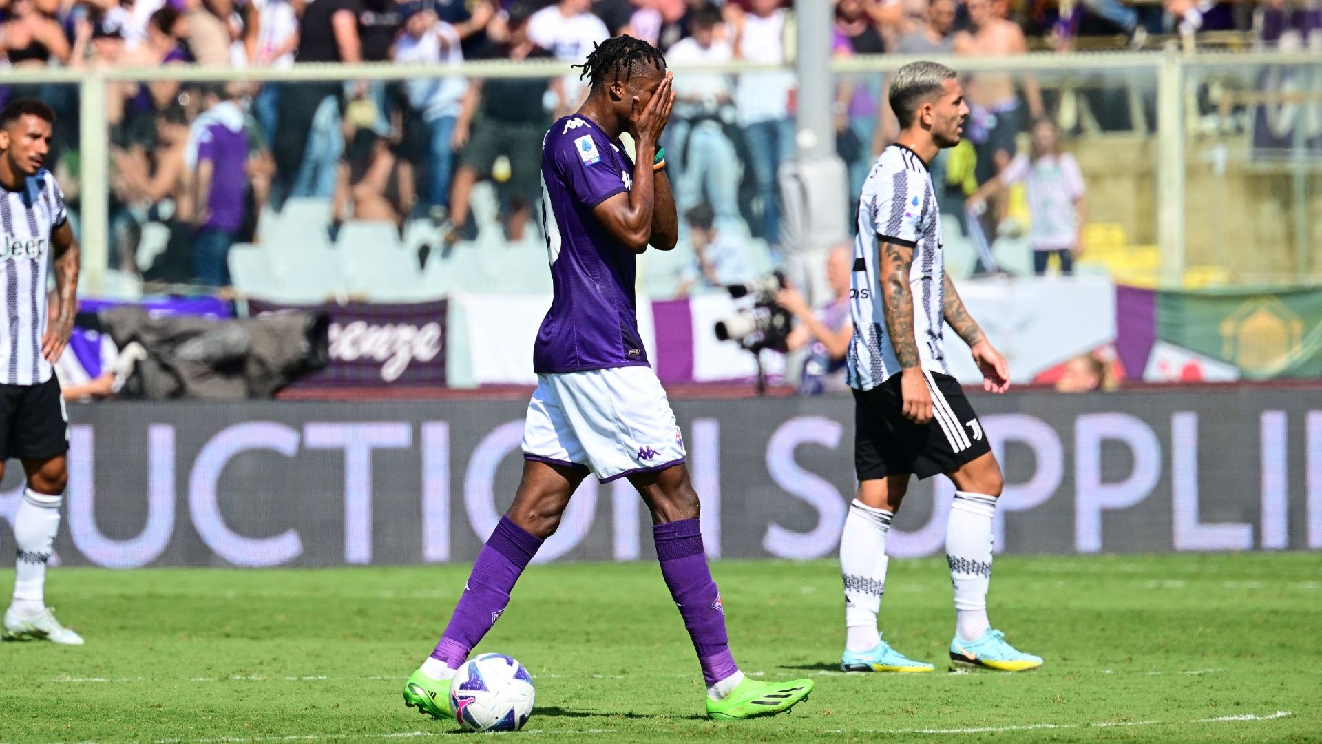 Kouame Fiorentina Juventus celebrating Serie A