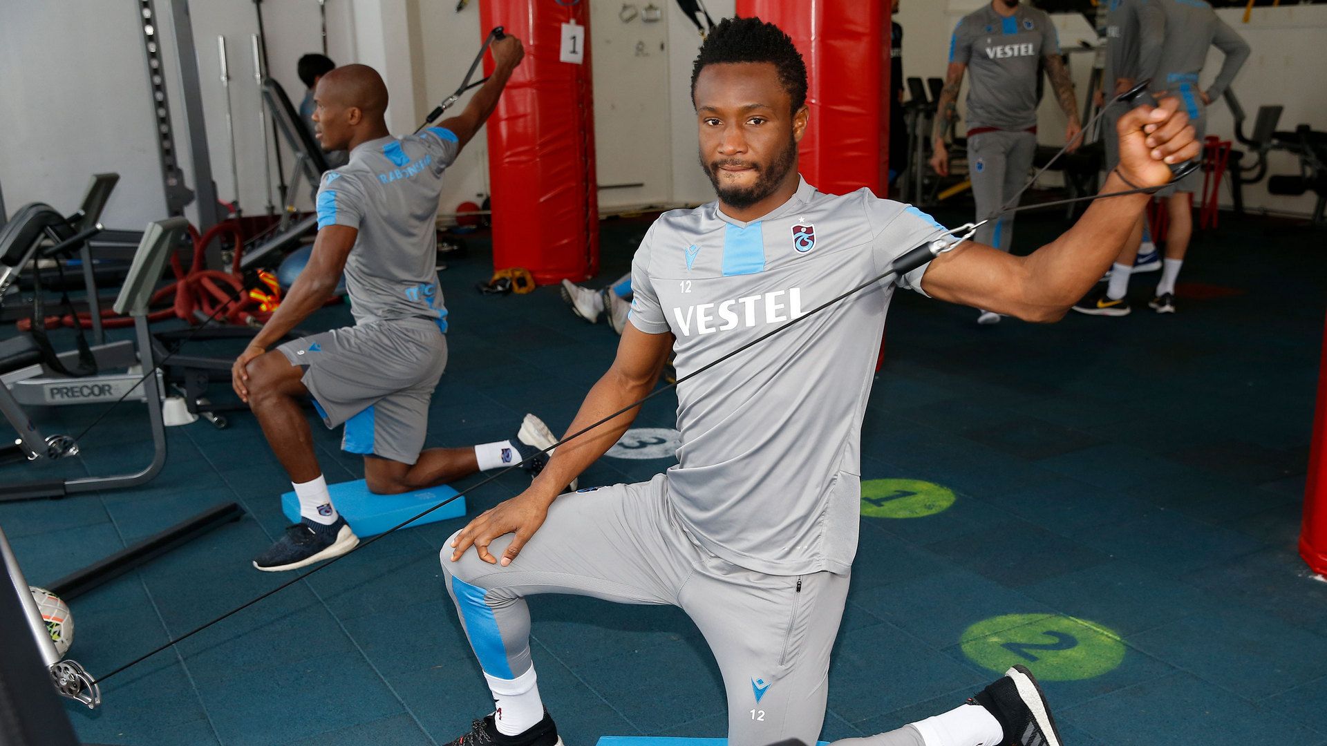 obi mikel trabzonspor 10022020